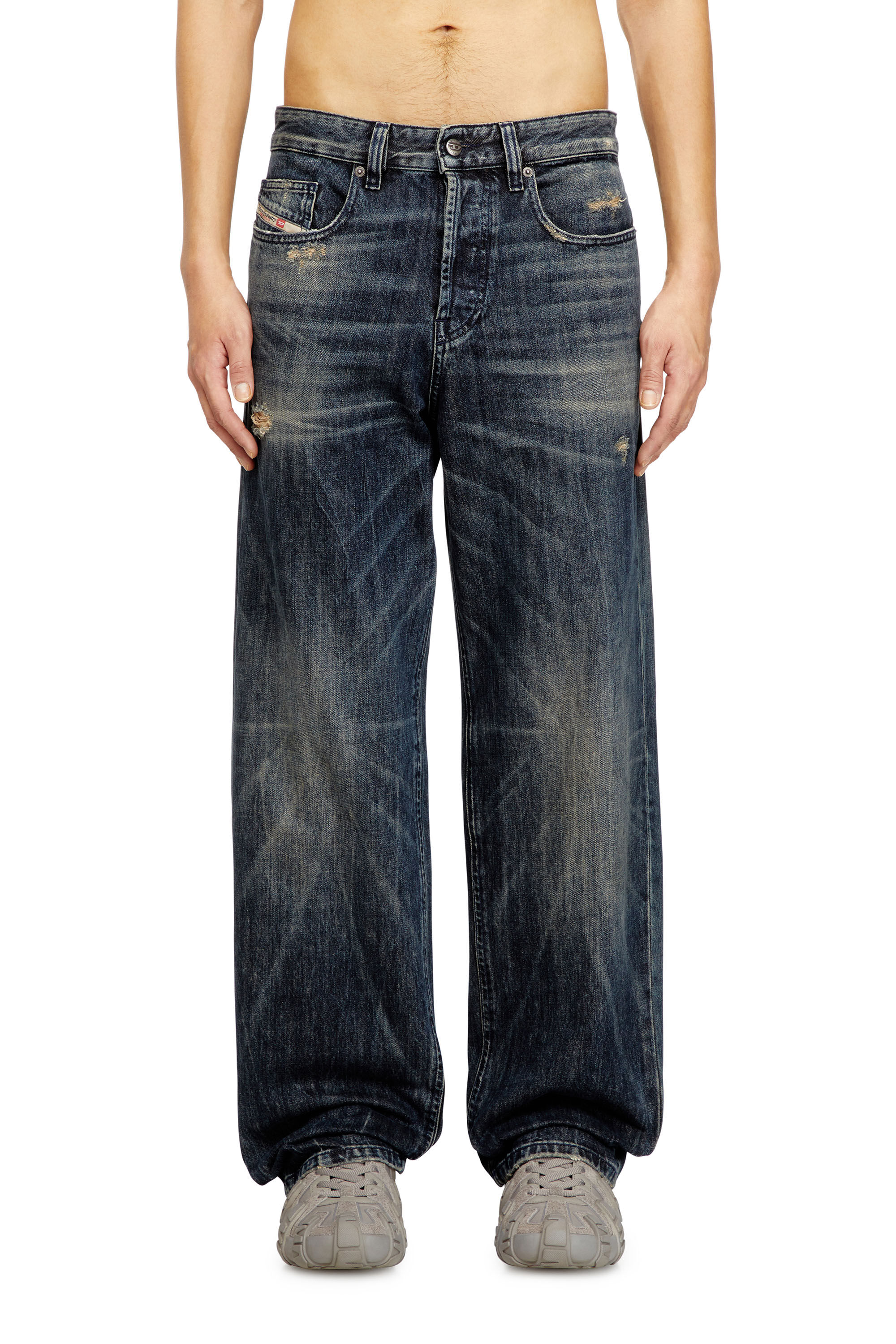 Men's Relaxed Jeans | Low Waist 2001 D-MacroDark Blue | Diesel PL
