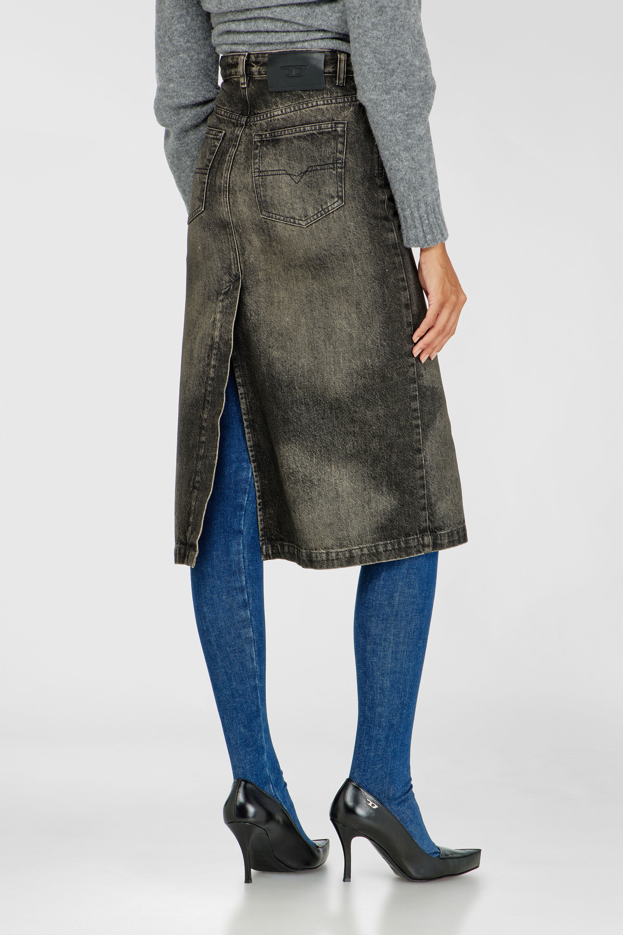 Diesel - DE-PENDY-FSJ, Woman's Pencil skirt in dirty-effect denim in Black/Dark grey - 4