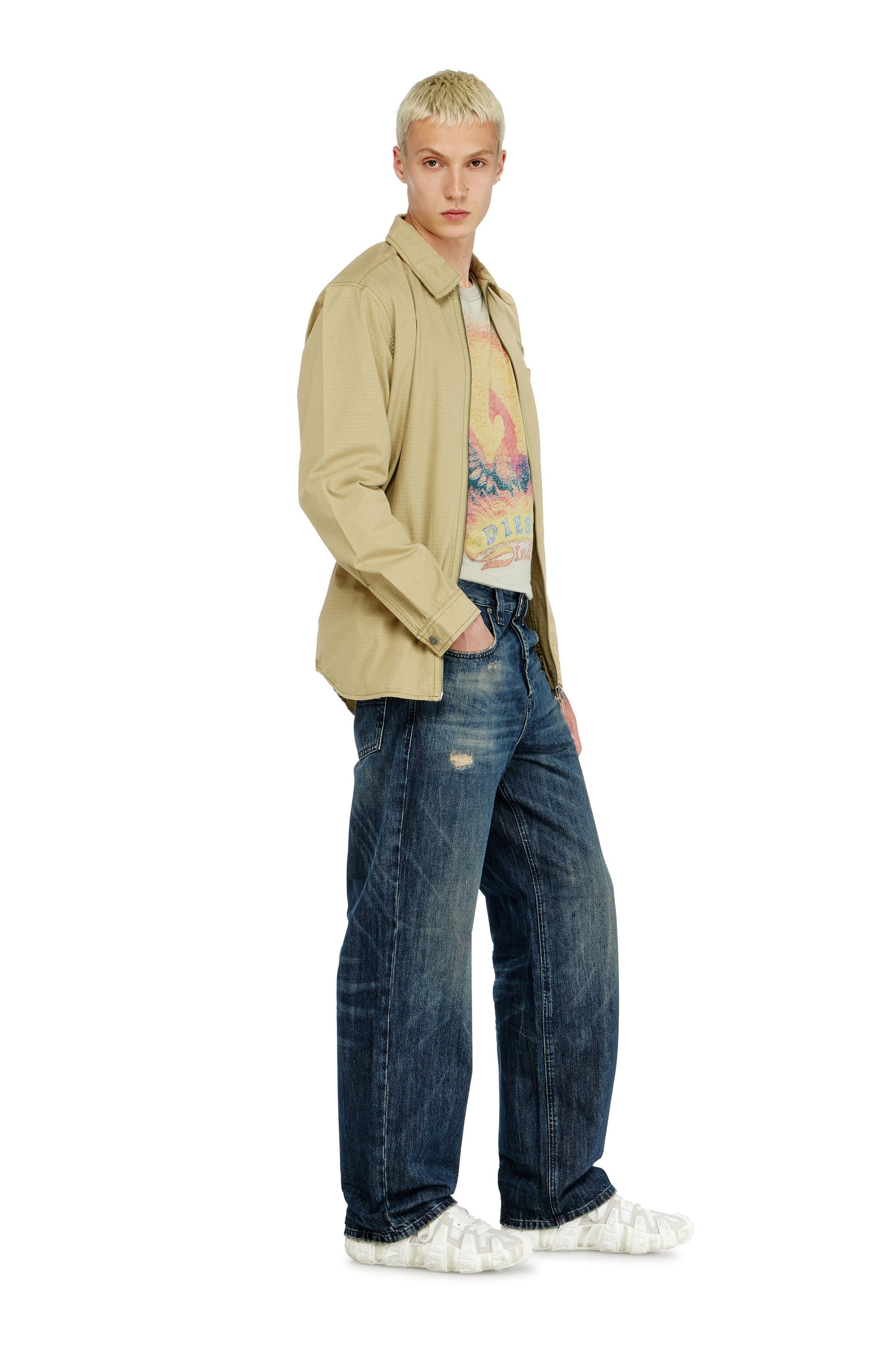 Men's Relaxed Jeans | Low Waist 2001 D-MacroDark Blue | Diesel PL
