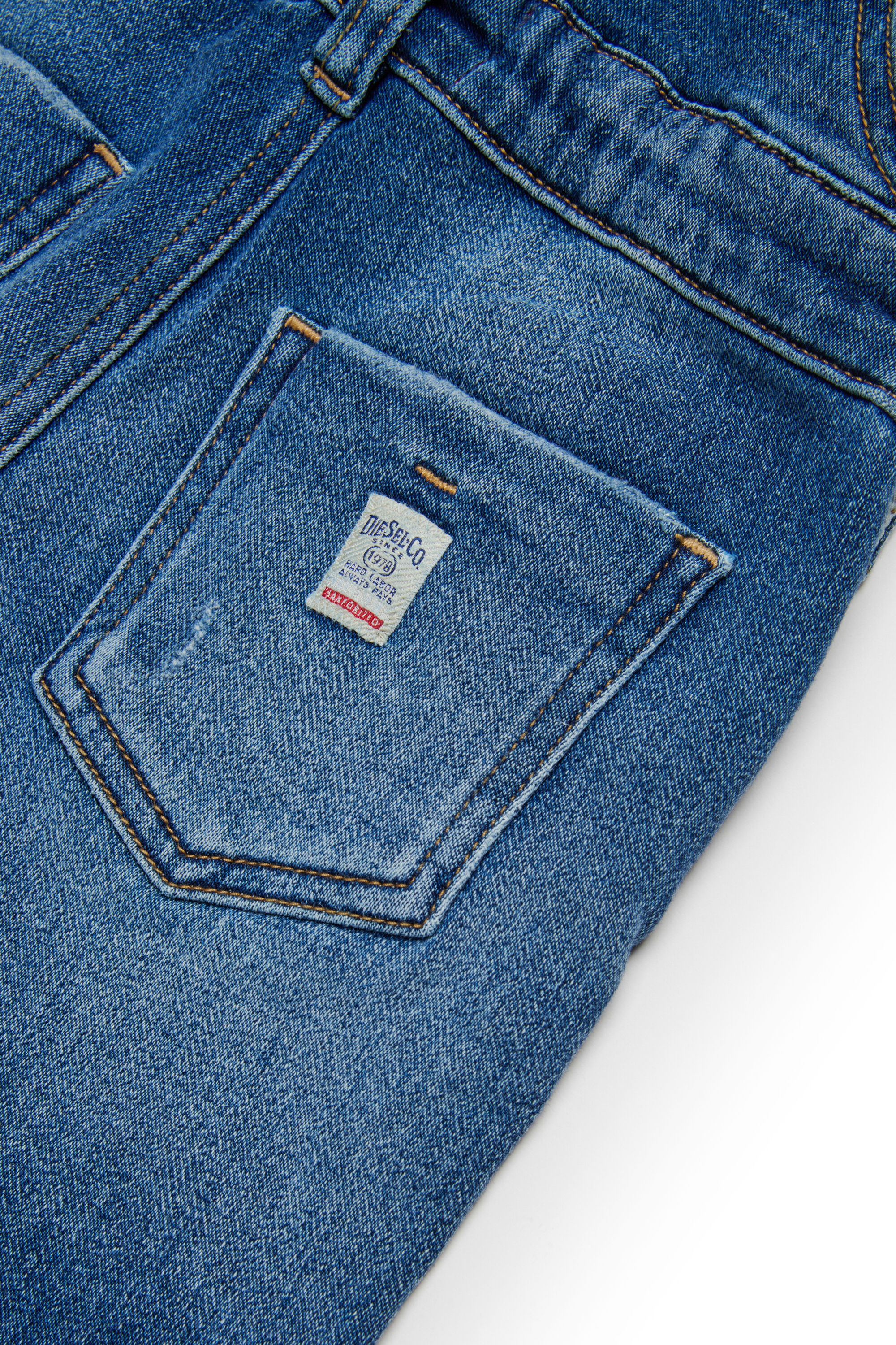 JARRIB JJJ, Medium blue