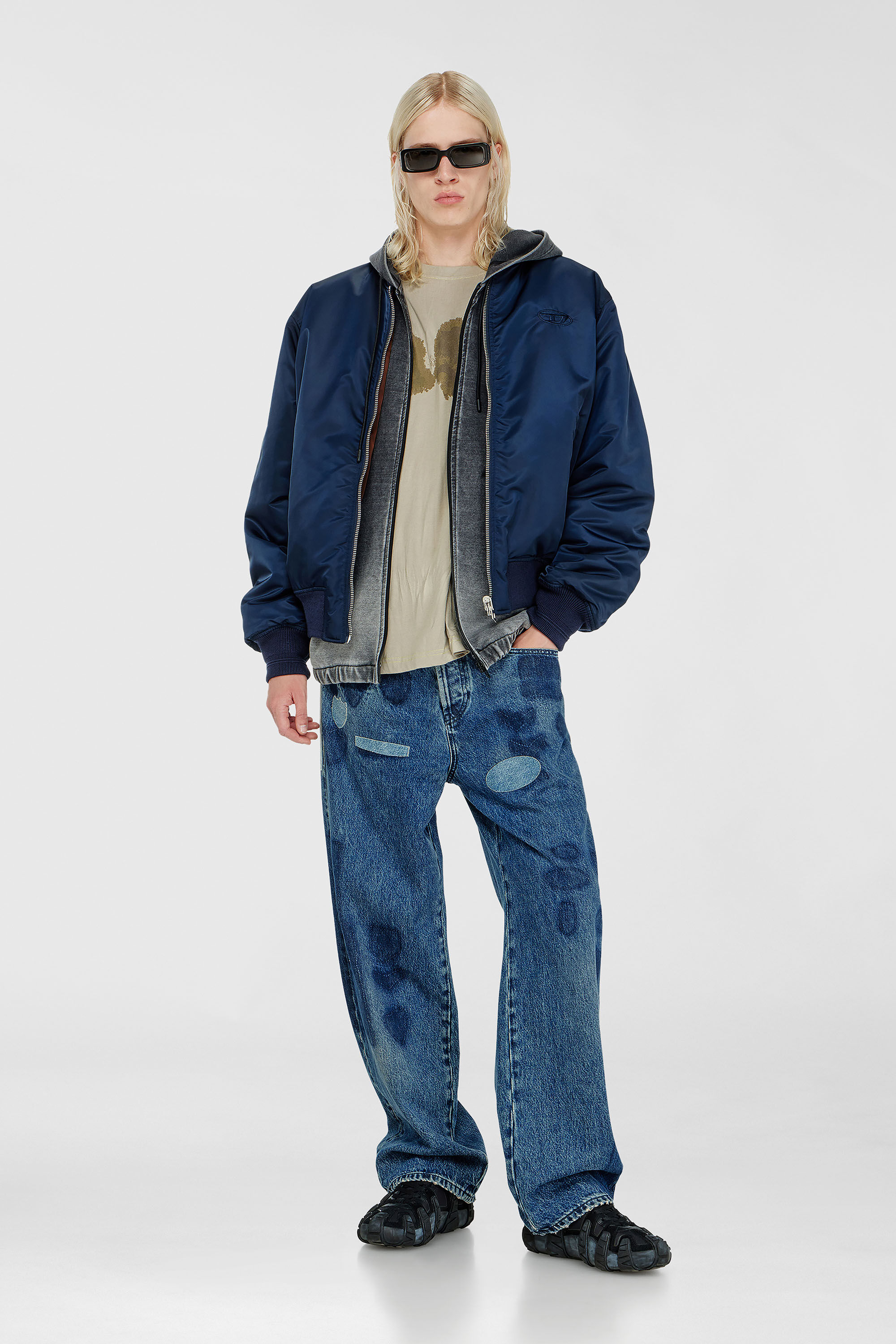 Diesel - W-TYPE-D1, Man's Padded bomber jacket with Oval D embroidery in Navy Blue - 1