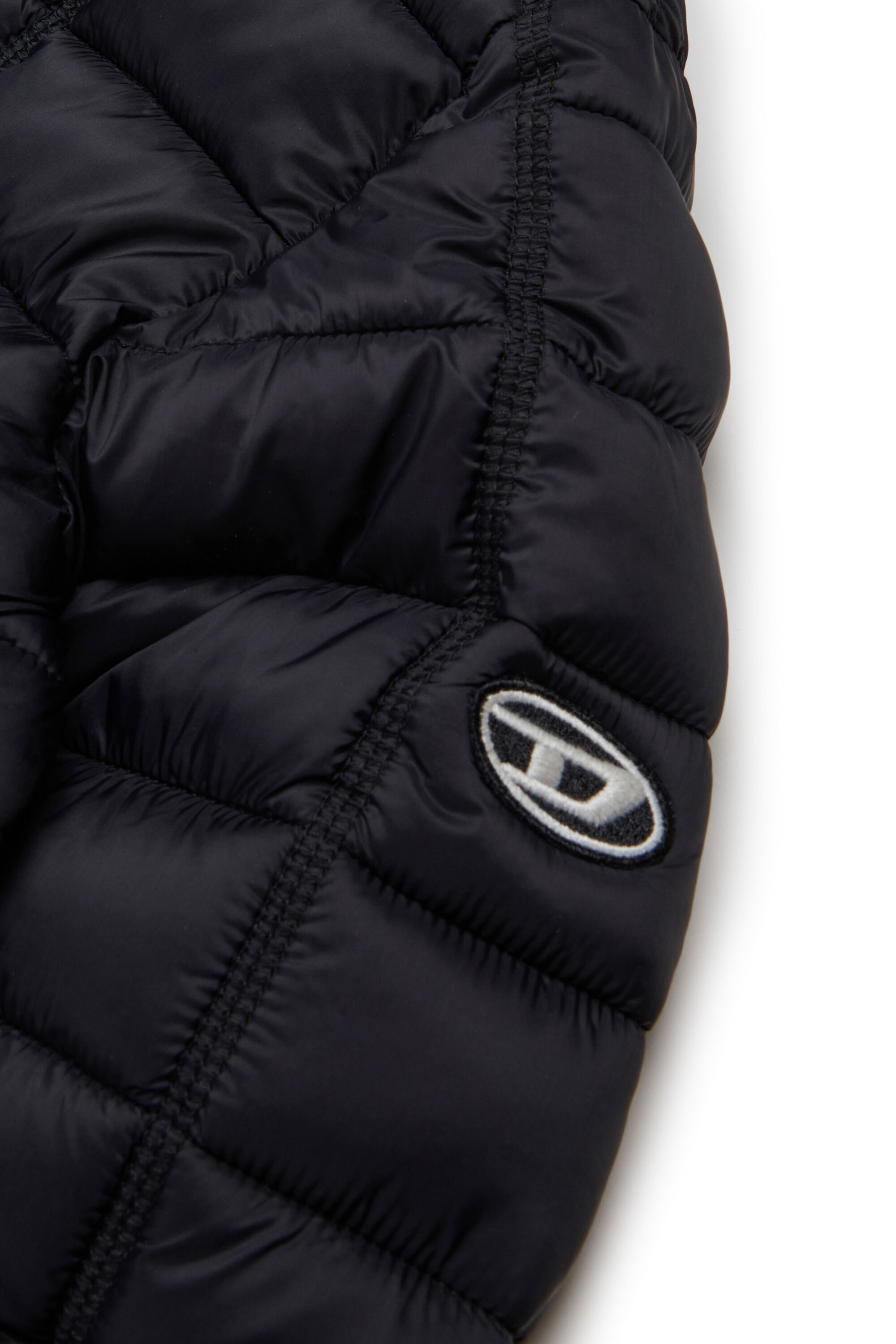 JWSTONE, Black