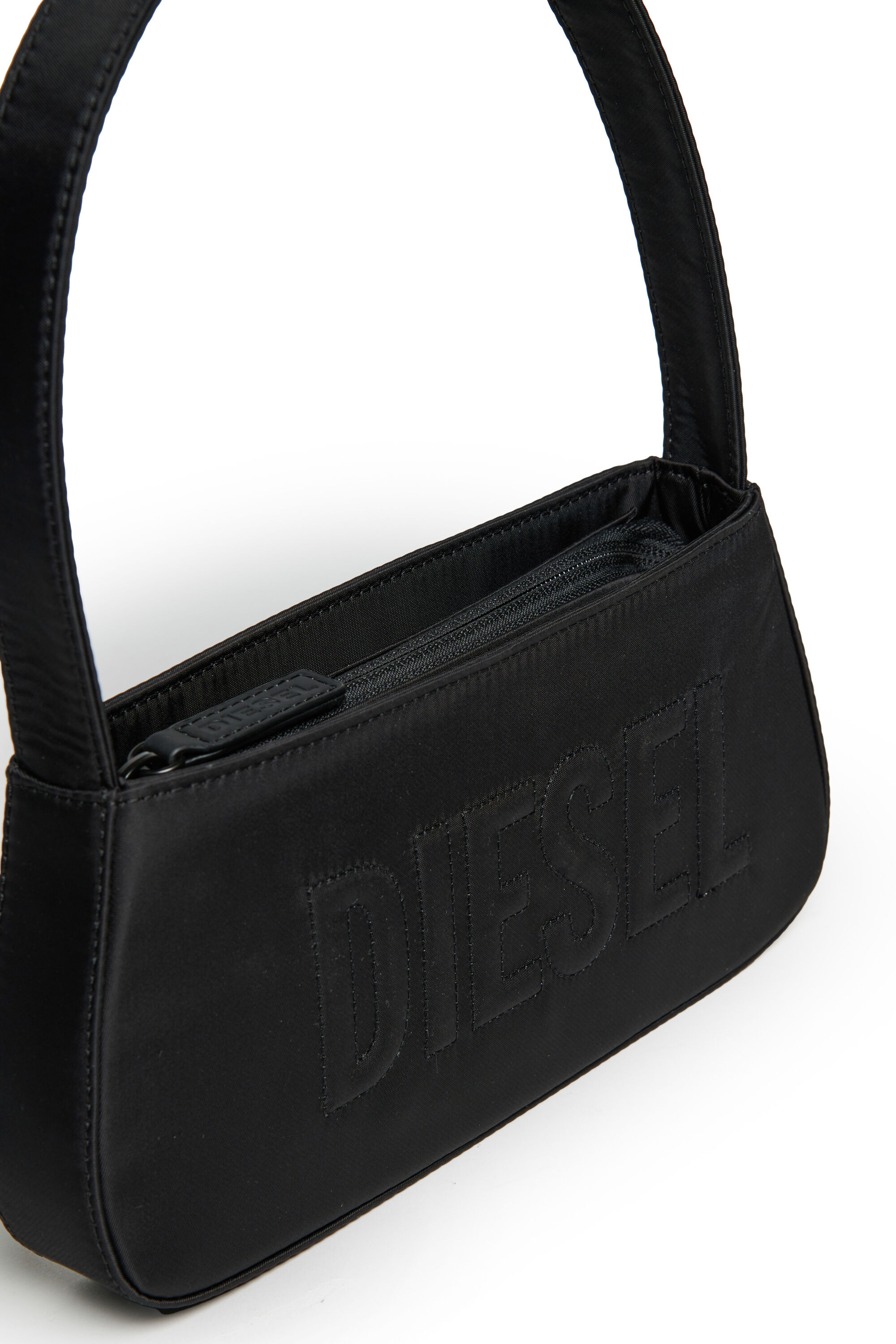 WDELIA, Black