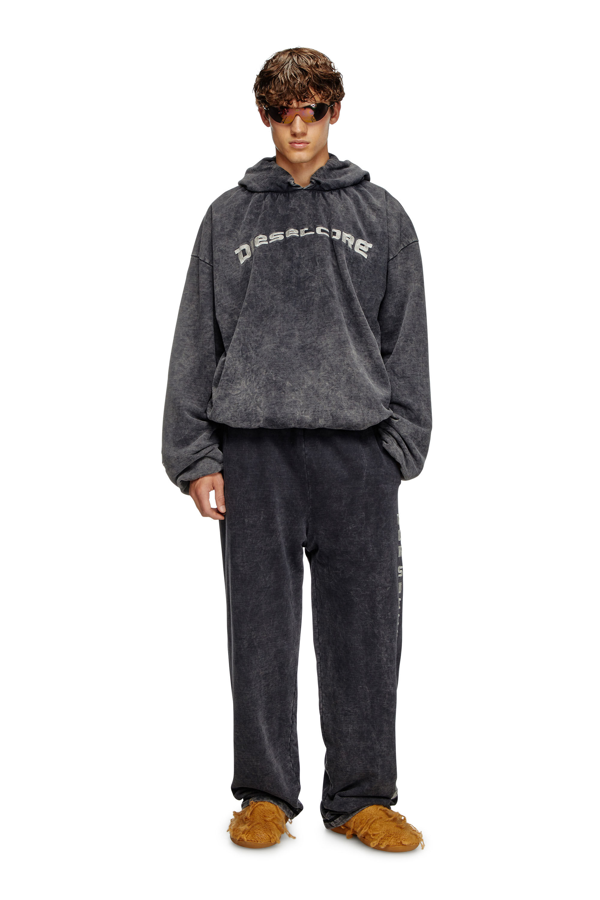 大人気新品をすべて denim with pants Track Men's effect Diesel | Black | パンツ