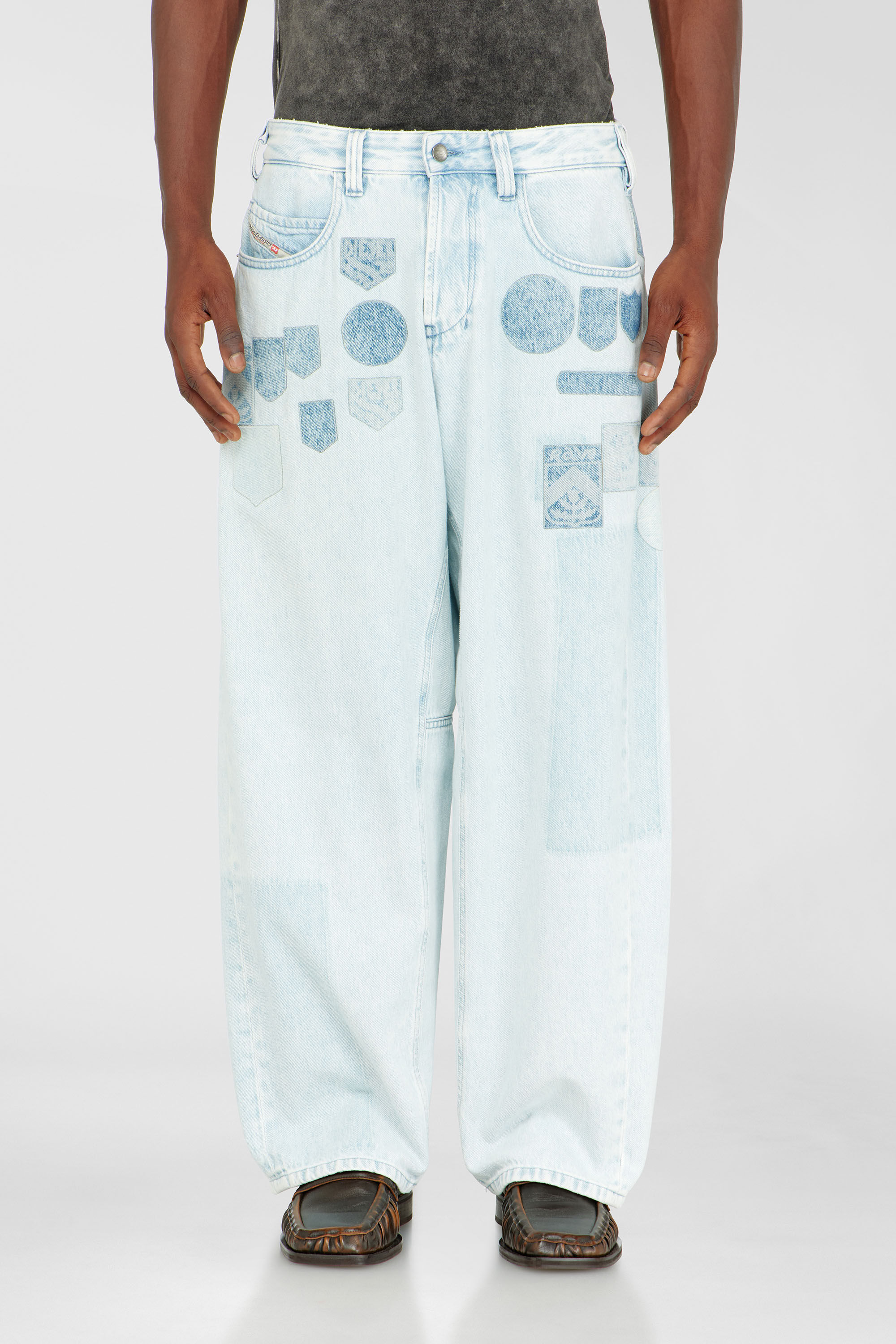 Diesel - Unisex's Relaxed Jeans 1997 D-Enim-M 0IFBQ, Light Blue - 4