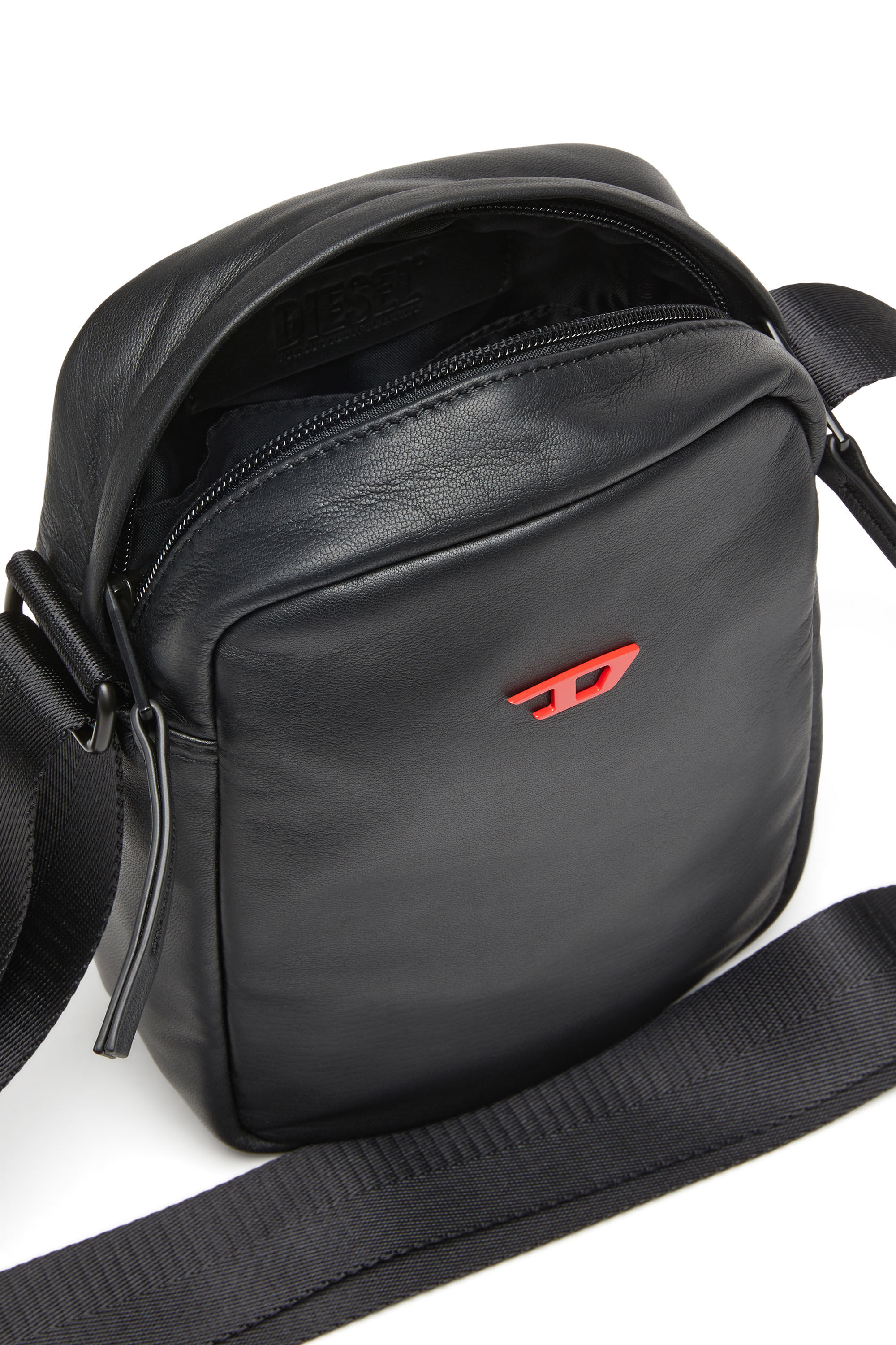 Men s Rave Leather crossbody bag with metal D Black Diesel