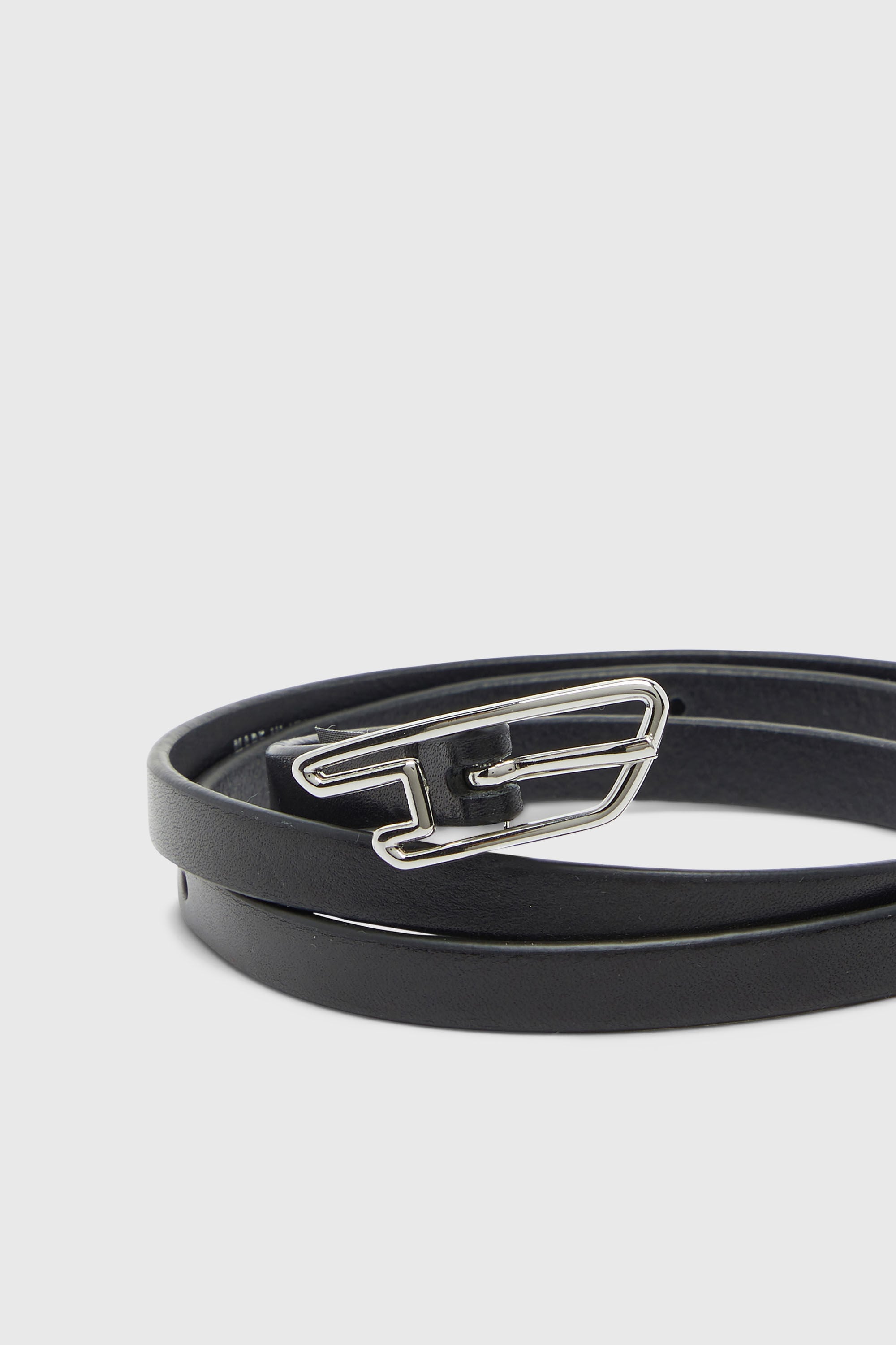 Diesel - B-D LINE W 10, Woman's 1.5cm belt in pull-up leather with D buckle in Black - 3