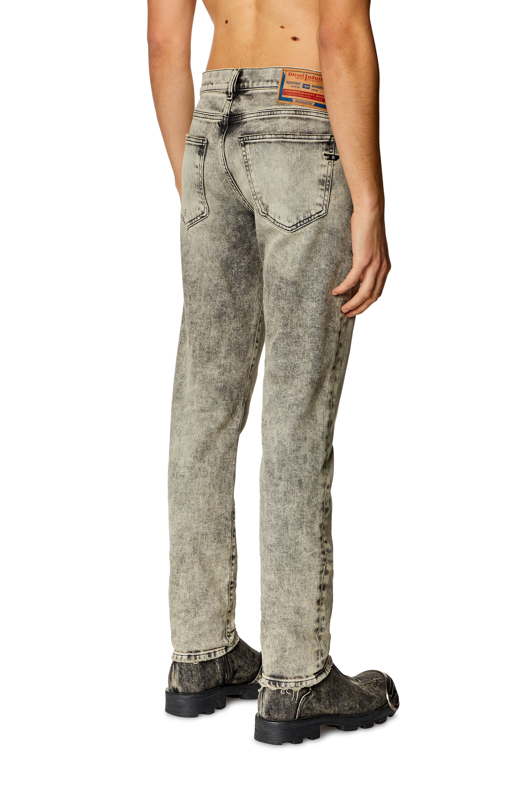 Men s Slim Jeans Grey Diesel 2019 D Strukt