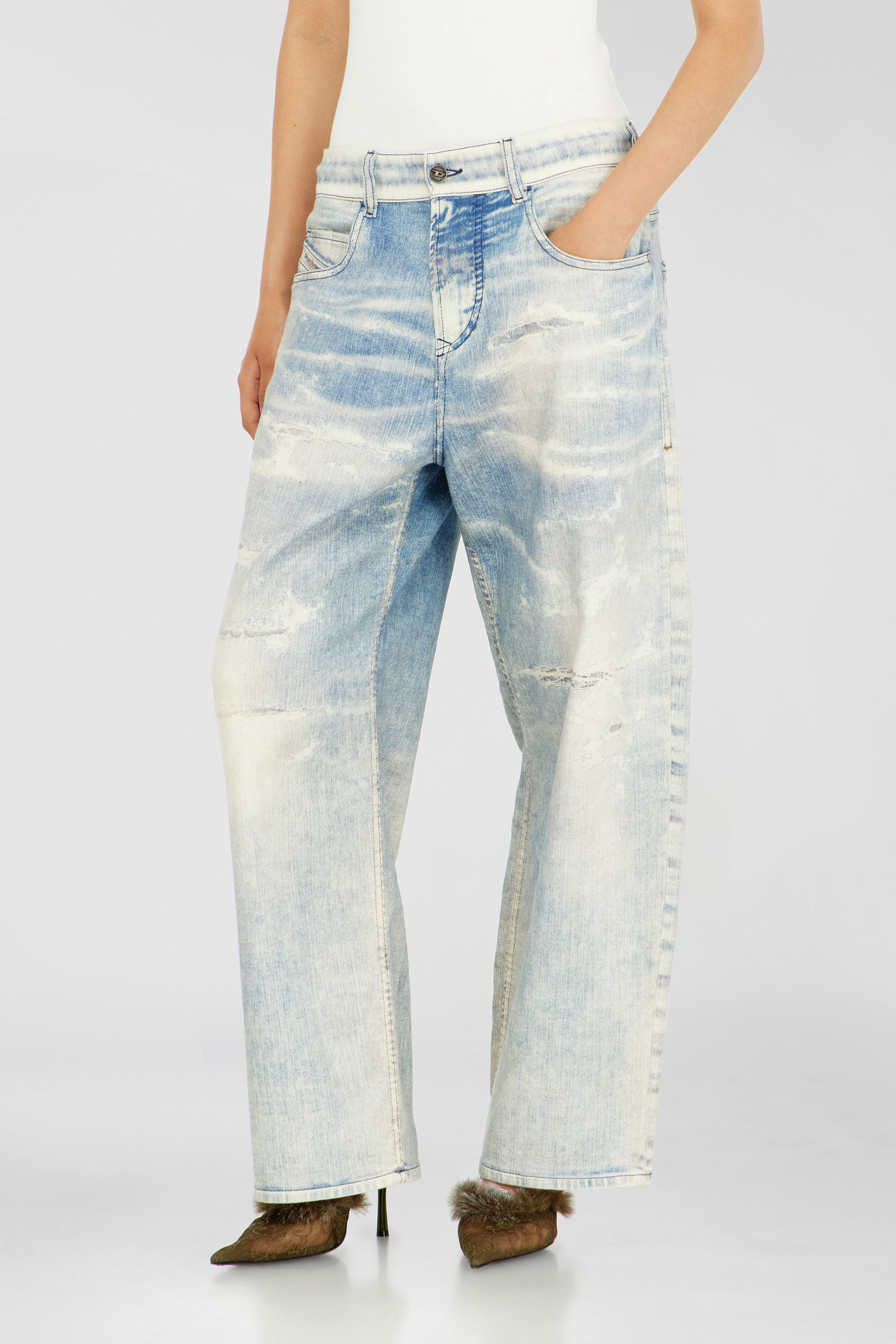 Diesel - Unisex's Relaxed 2097 D-Enim-M Joggjeans&reg; 068XM, Light Blue - 4