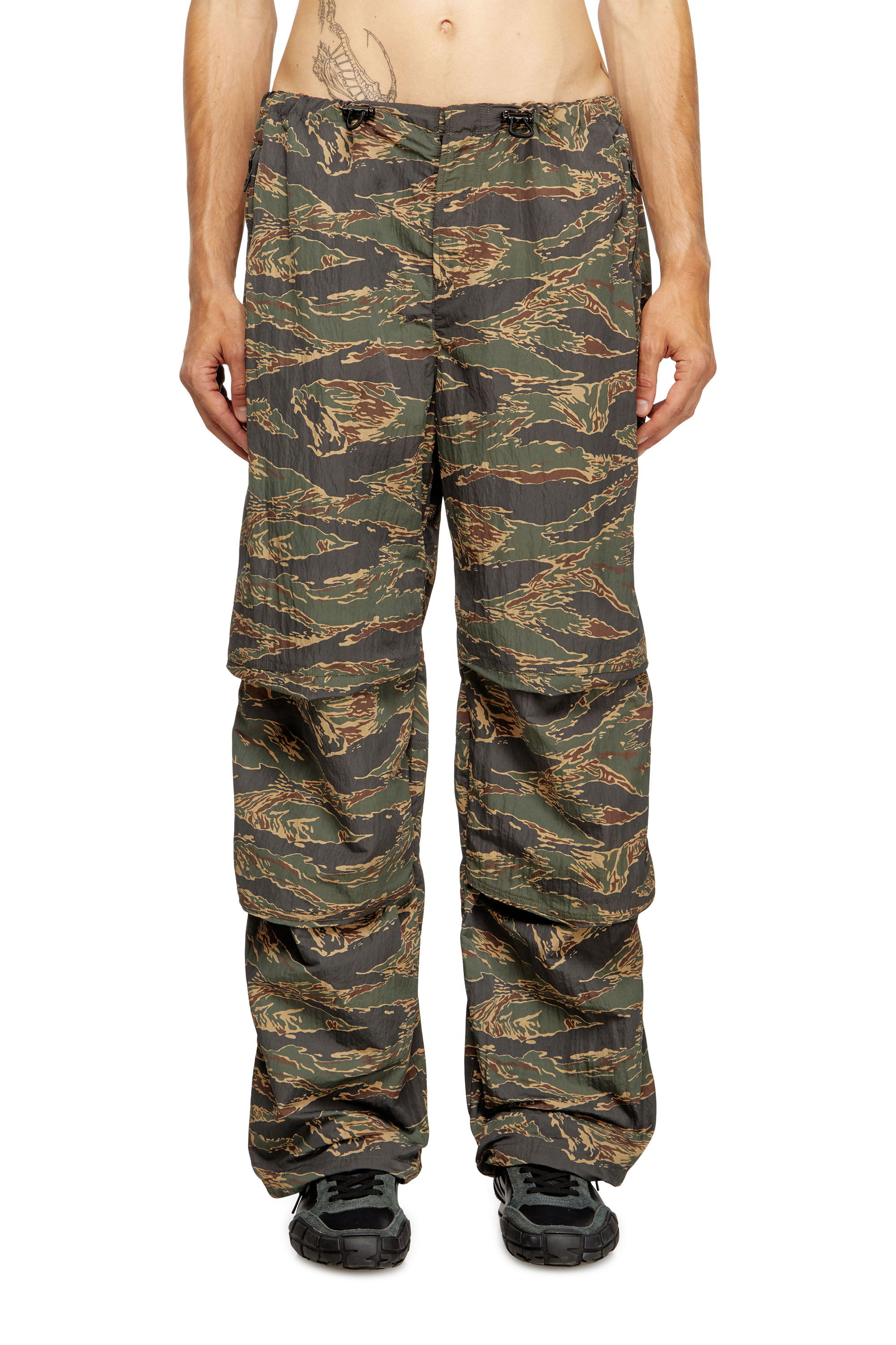 Diesel - P-ANIC, Man's Cargo pants in camo-print nylon in Military Green - 1