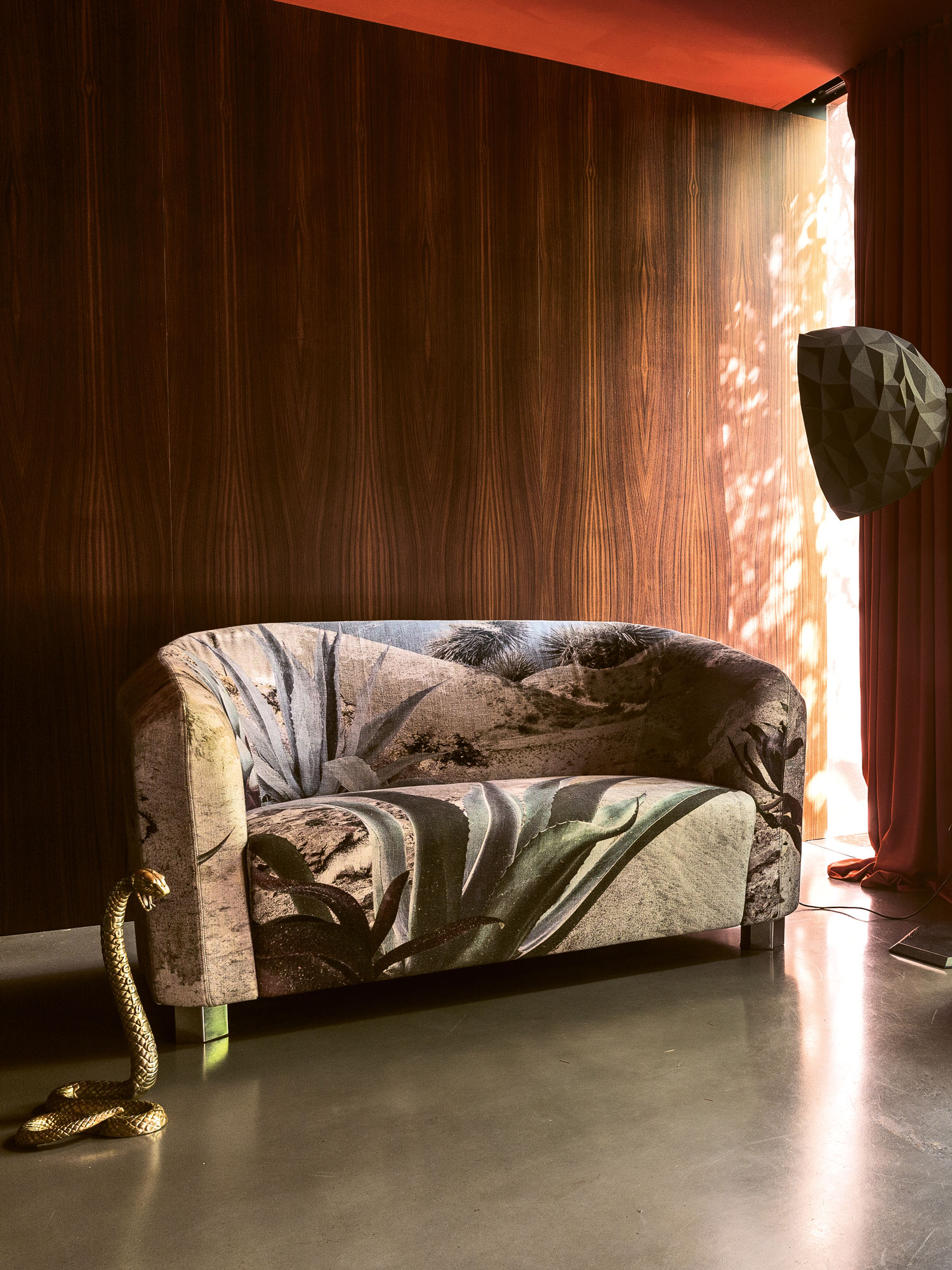 DECOFUTURA - SETTEE, - Furniture