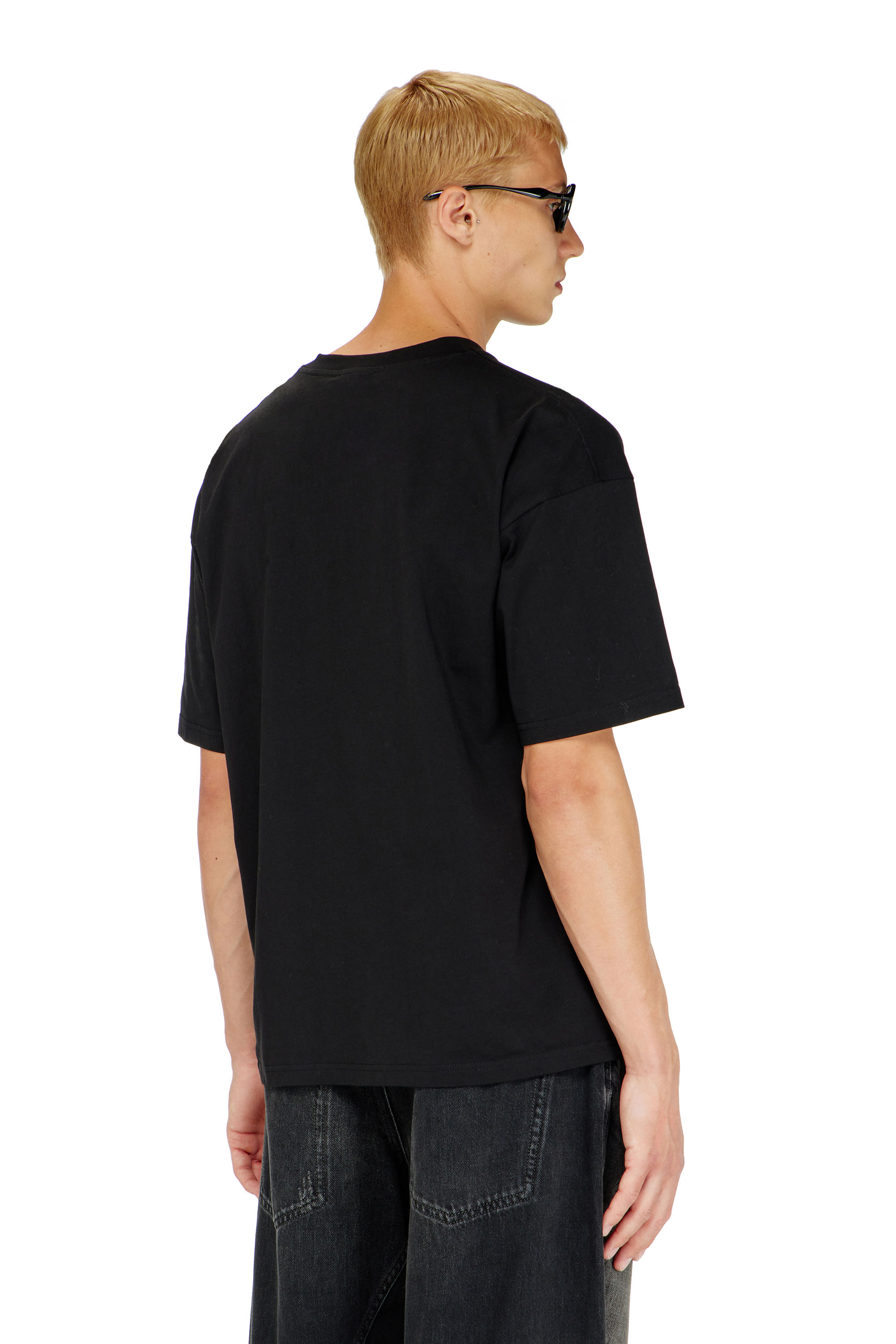 Diesel - T-BOXT-DCO, Man's Relaxed cotton T-shirt with Oval D embroidery in Black - 4