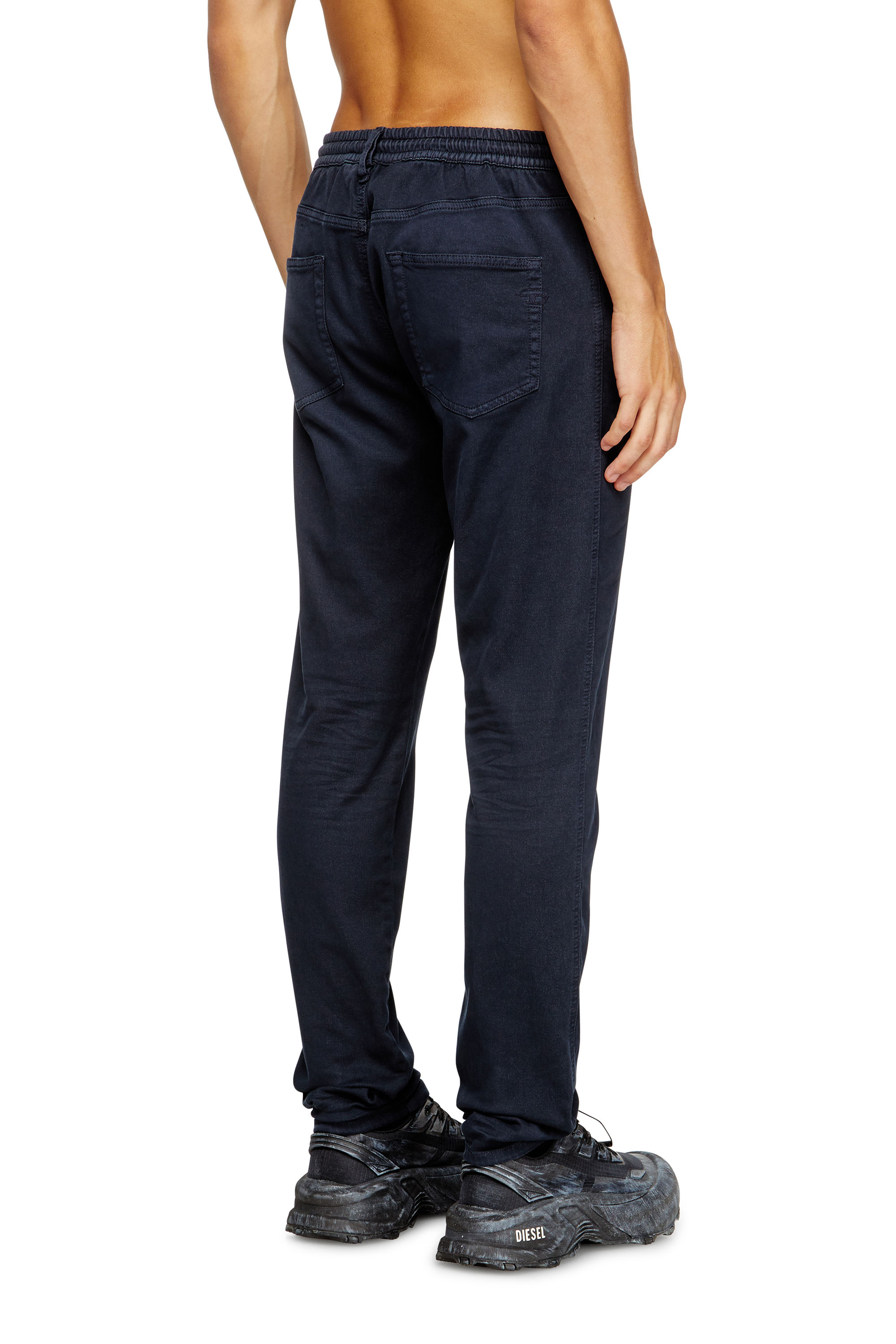 Slim 2062 D-Strukt Joggjeans® 0670M, Blue Diesel - Man's Slim 2062 D-Strukt Joggjeans® 0670M, Blue - 4