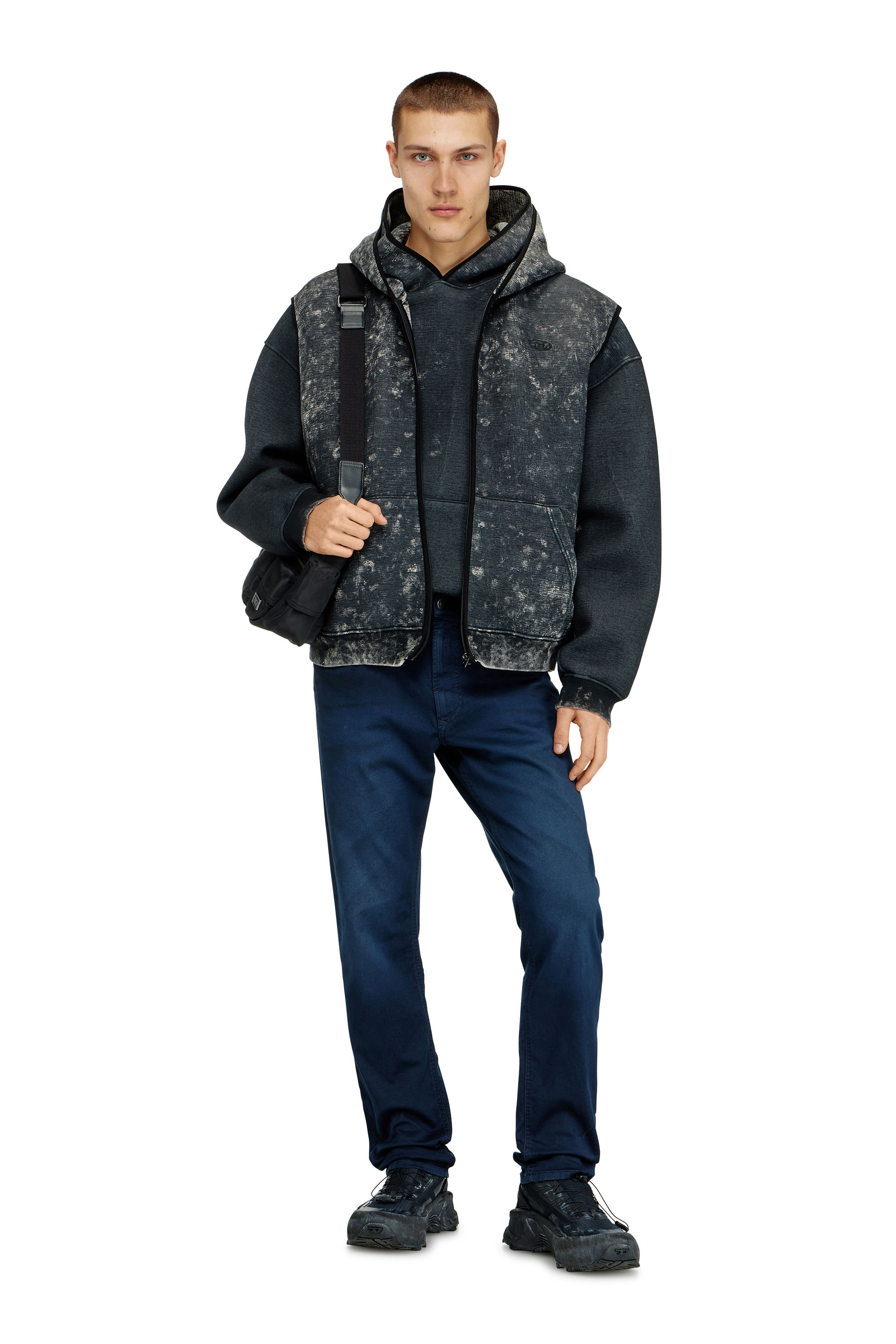 Diesel - Man's Regular 2032 D-Krooley-BW Joggjeans&reg; 0670M, Dark Blue - 2