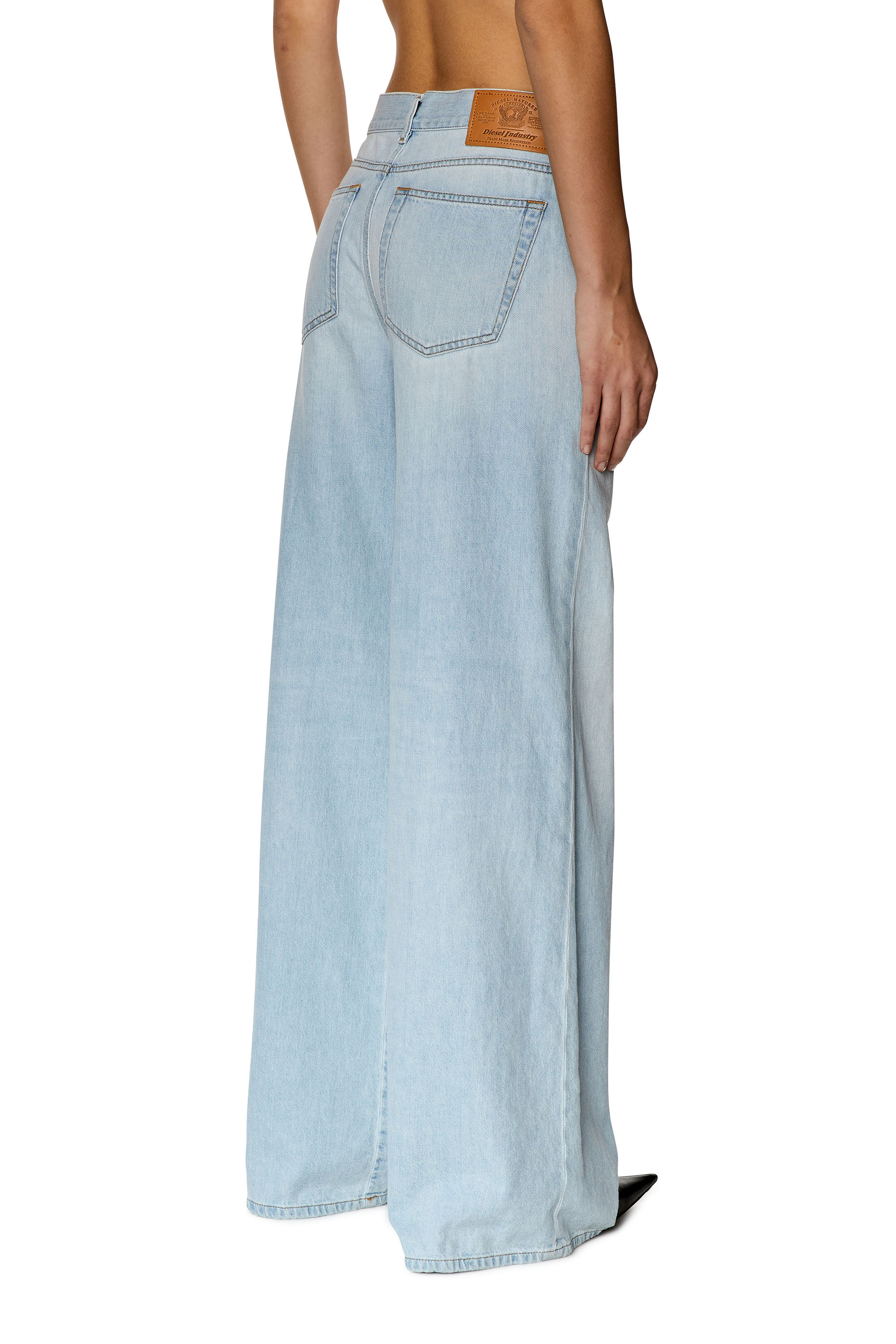 Diesel - Woman's Bootcut and Flare Jeans 1978 D-Akemi 068ES, Light Blue - 4