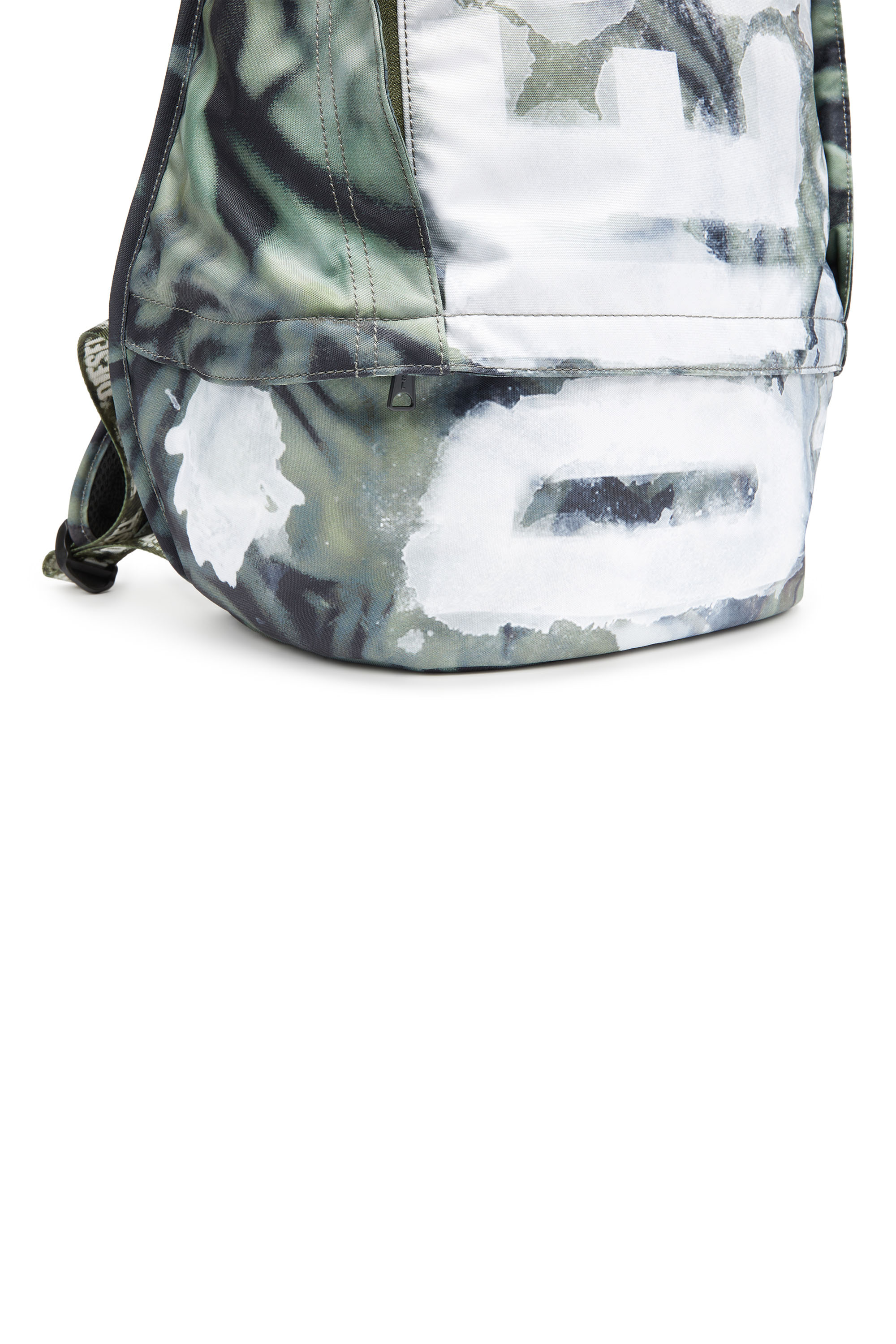 Diesel - RAVE BACKPACK X, Unisex Rave-Backpack with wet-effect camo print in Multicolor - Image 5