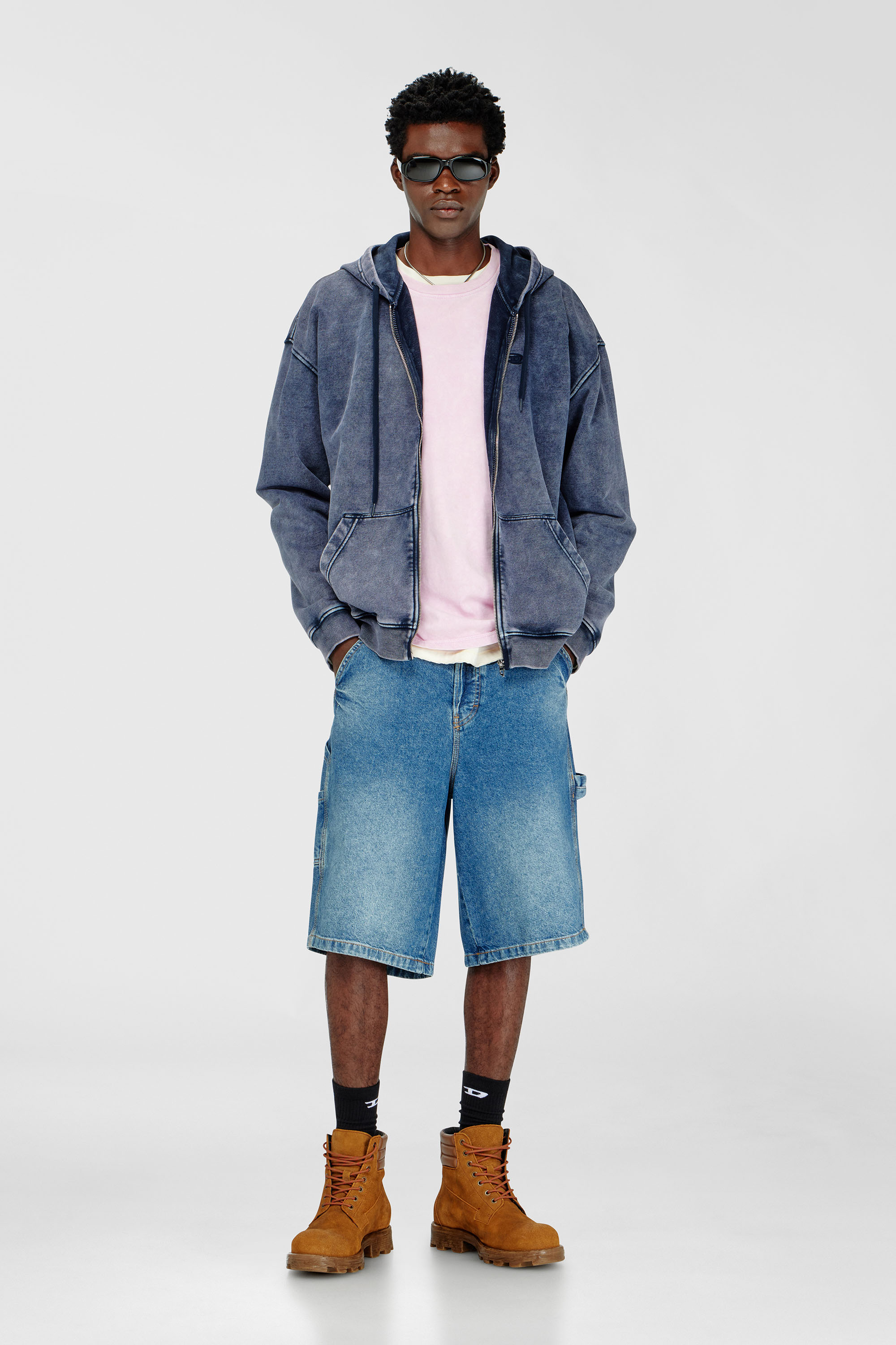 Diesel - D-LIVERY-W-SHORT, Man's Utility-style denim shorts in Medium blue - 1