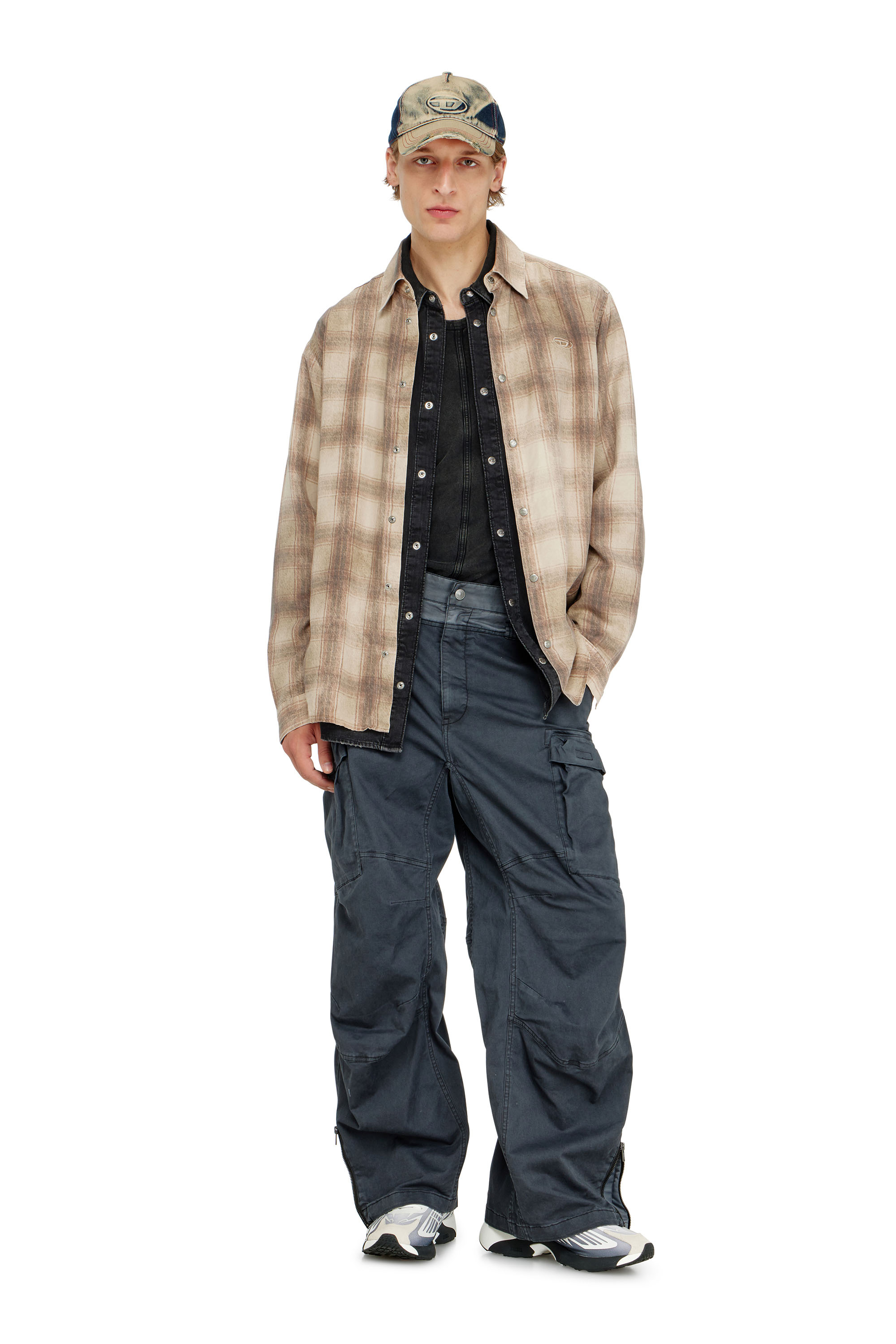 Diesel - P-DELLS, Man's Cargo pants in cotton and nylon in null - 1