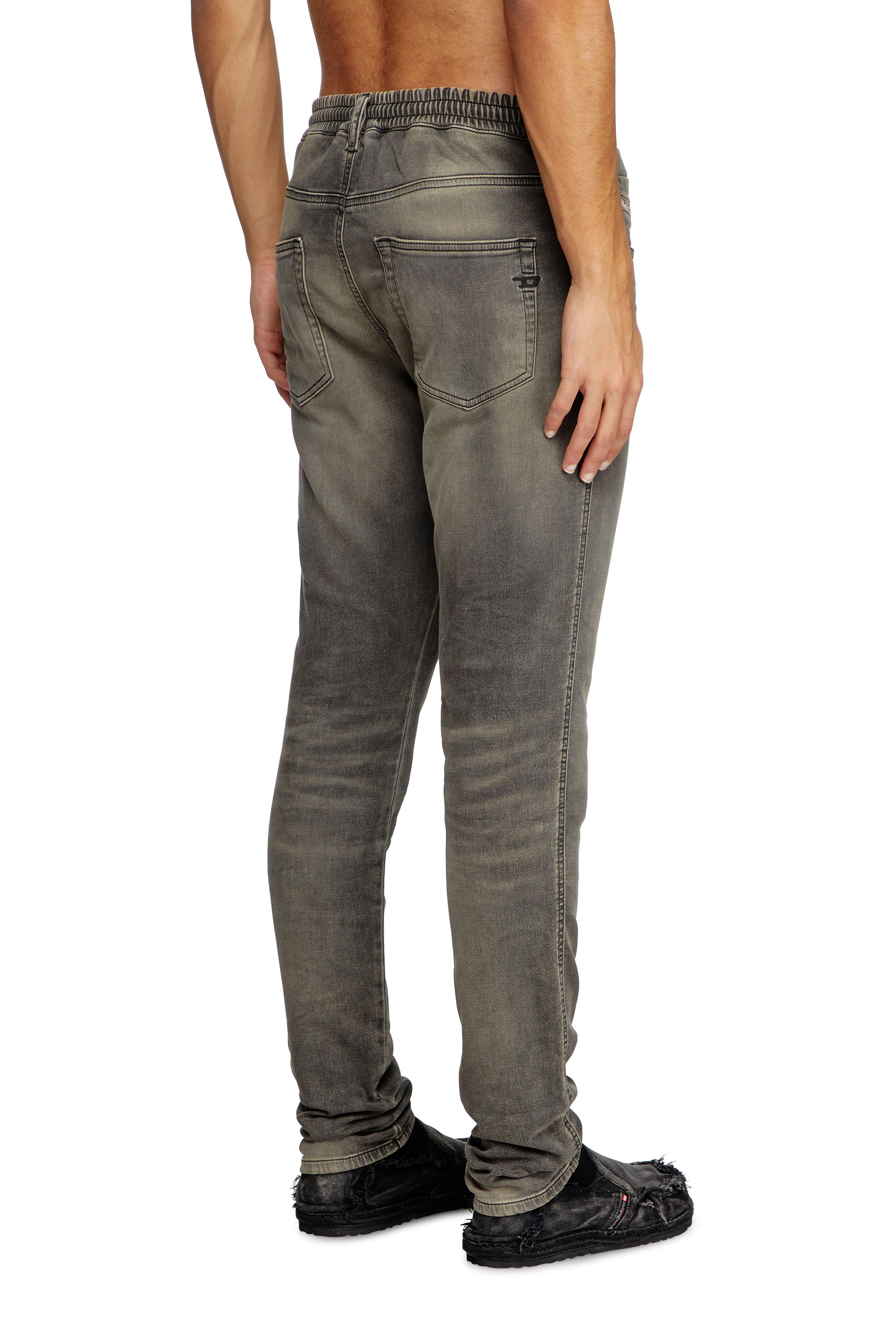 Diesel - Man's Slim 2060 D-Strukt Joggjeans® 068PD, Light Grey - 3