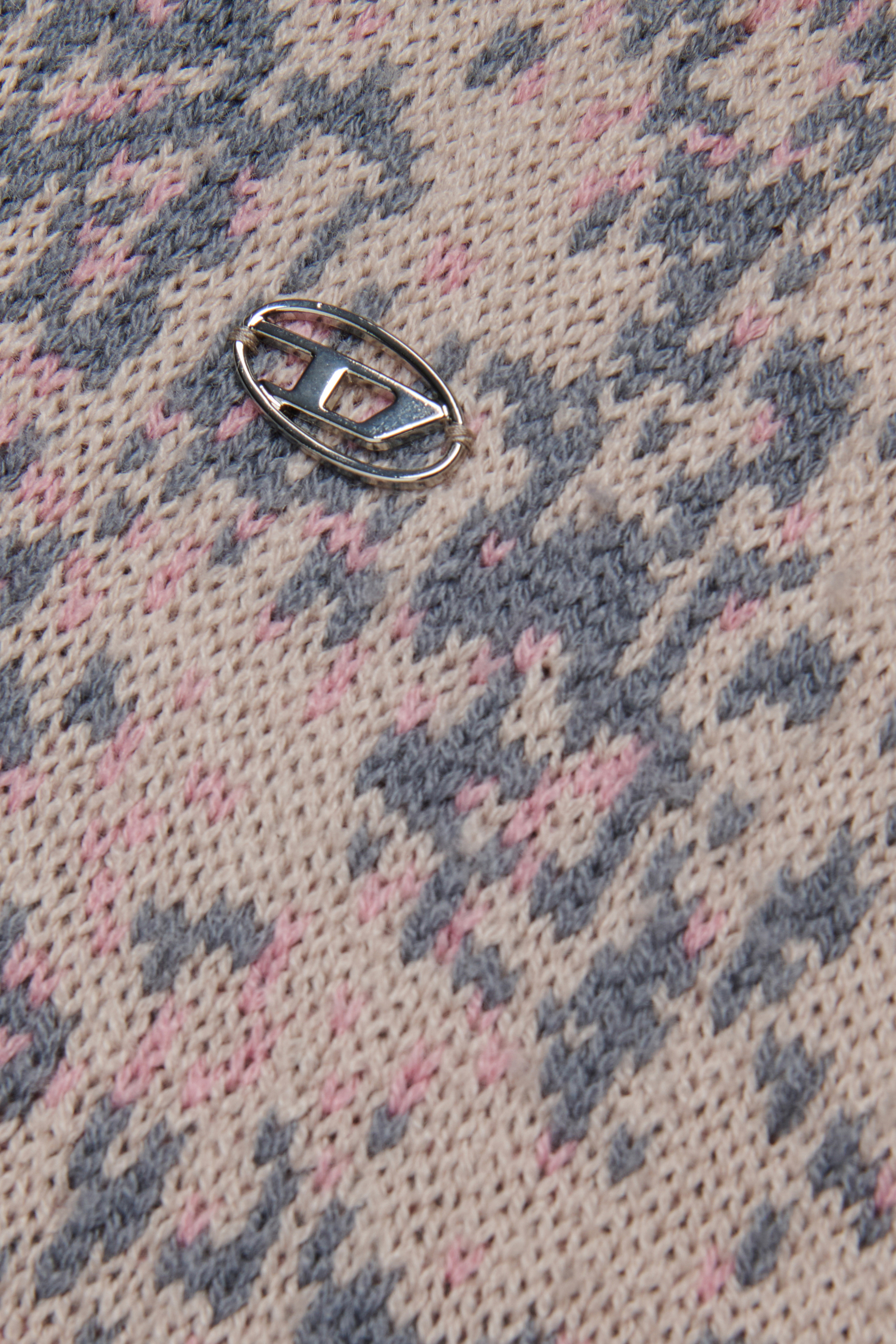 Diesel - DIAMA, Woman's Wool dress with a V-neck in Pink - 4