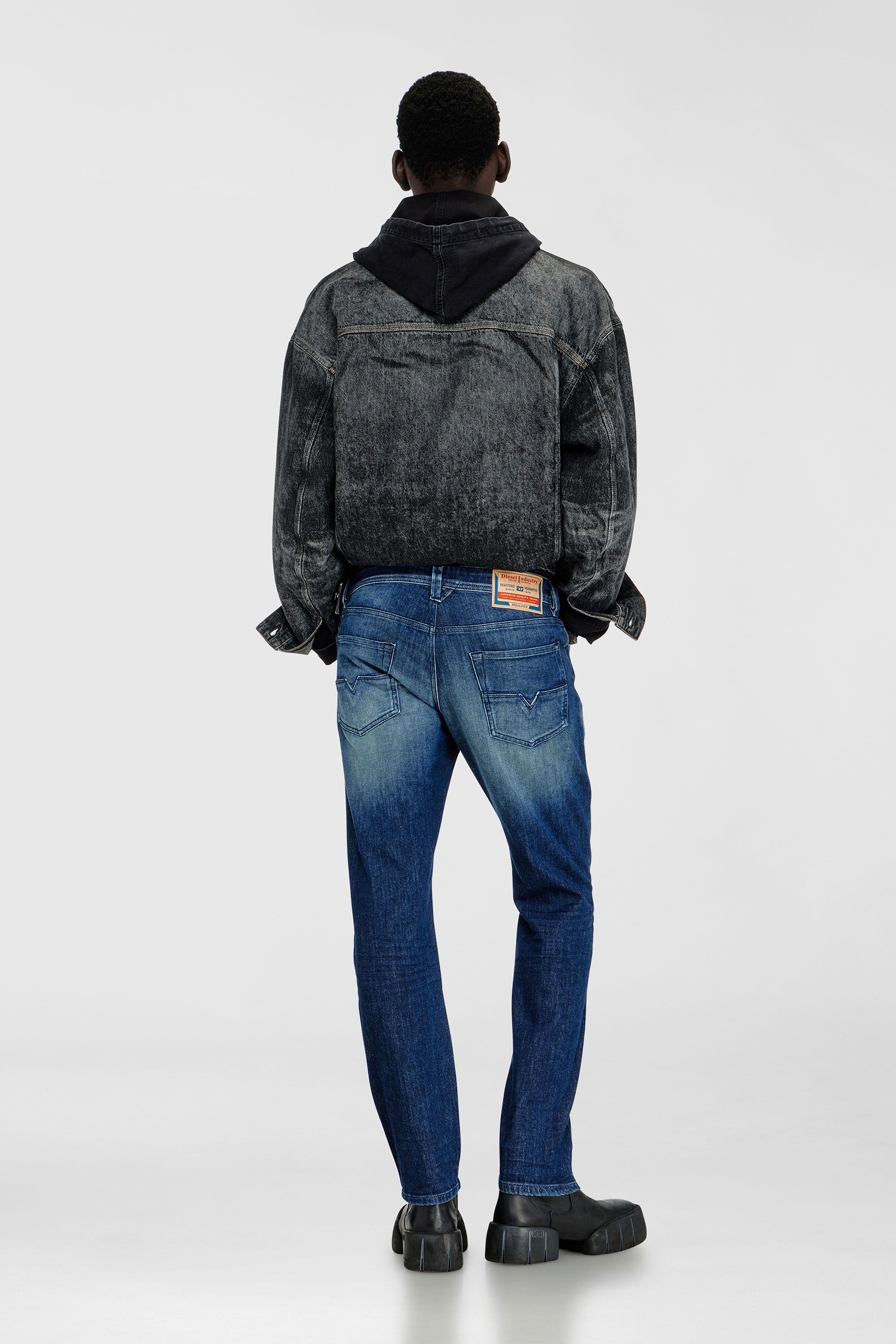 Diesel - Man's Regular Jeans 1986 Larkee-Beex 0KBBR, Dark Blue - 3