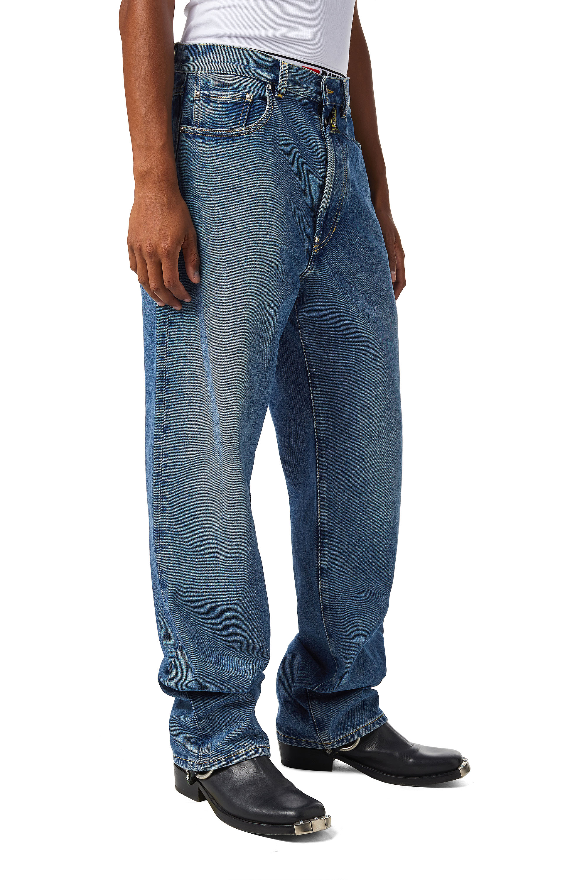Diesel - DXD-2P2 0EHAQ Straight Jeans, Medium blue - Image 4