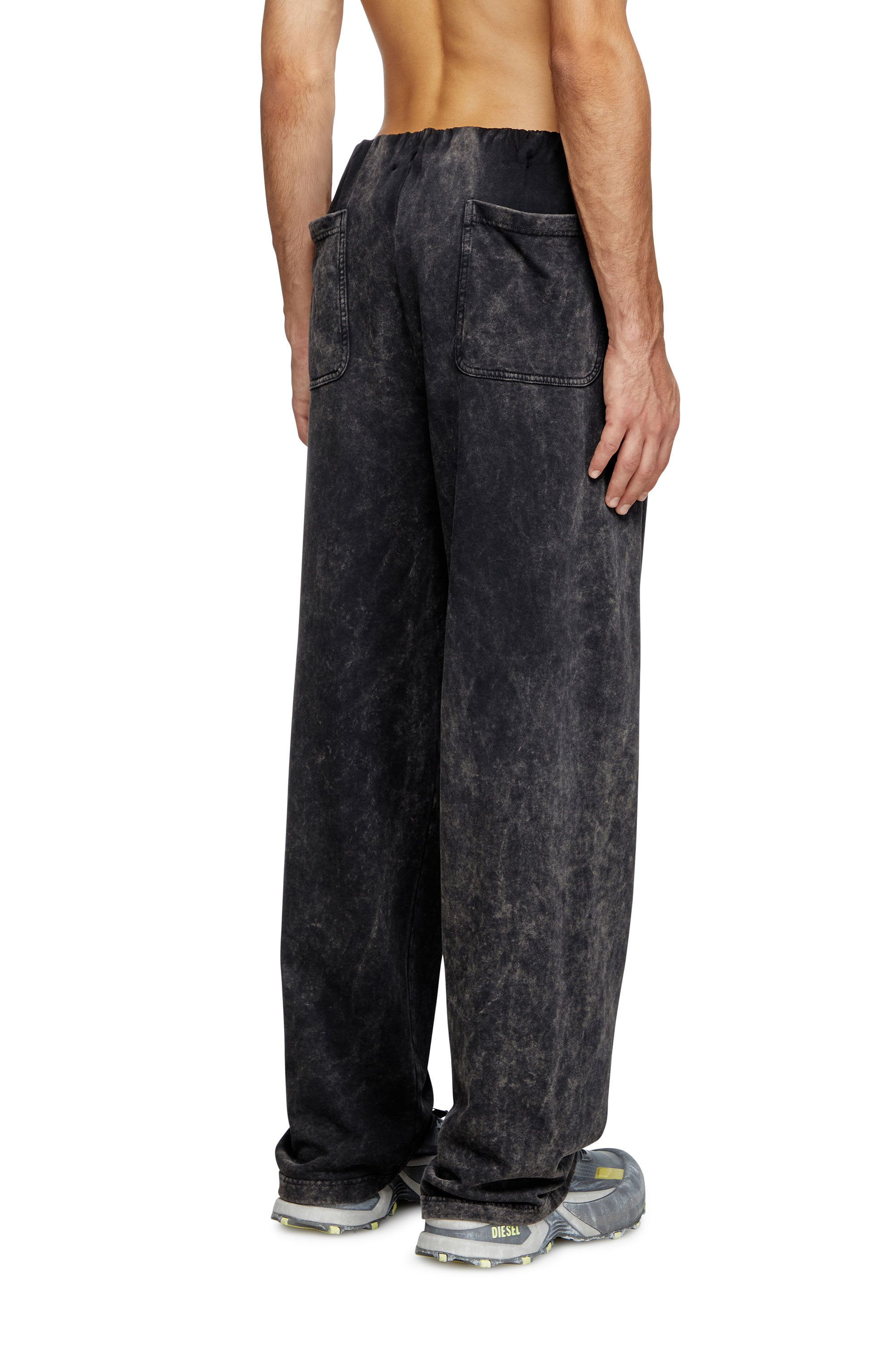 Diesel - P-MARKLE, Man's Treated sweatpants with gathered waist in Black - 4