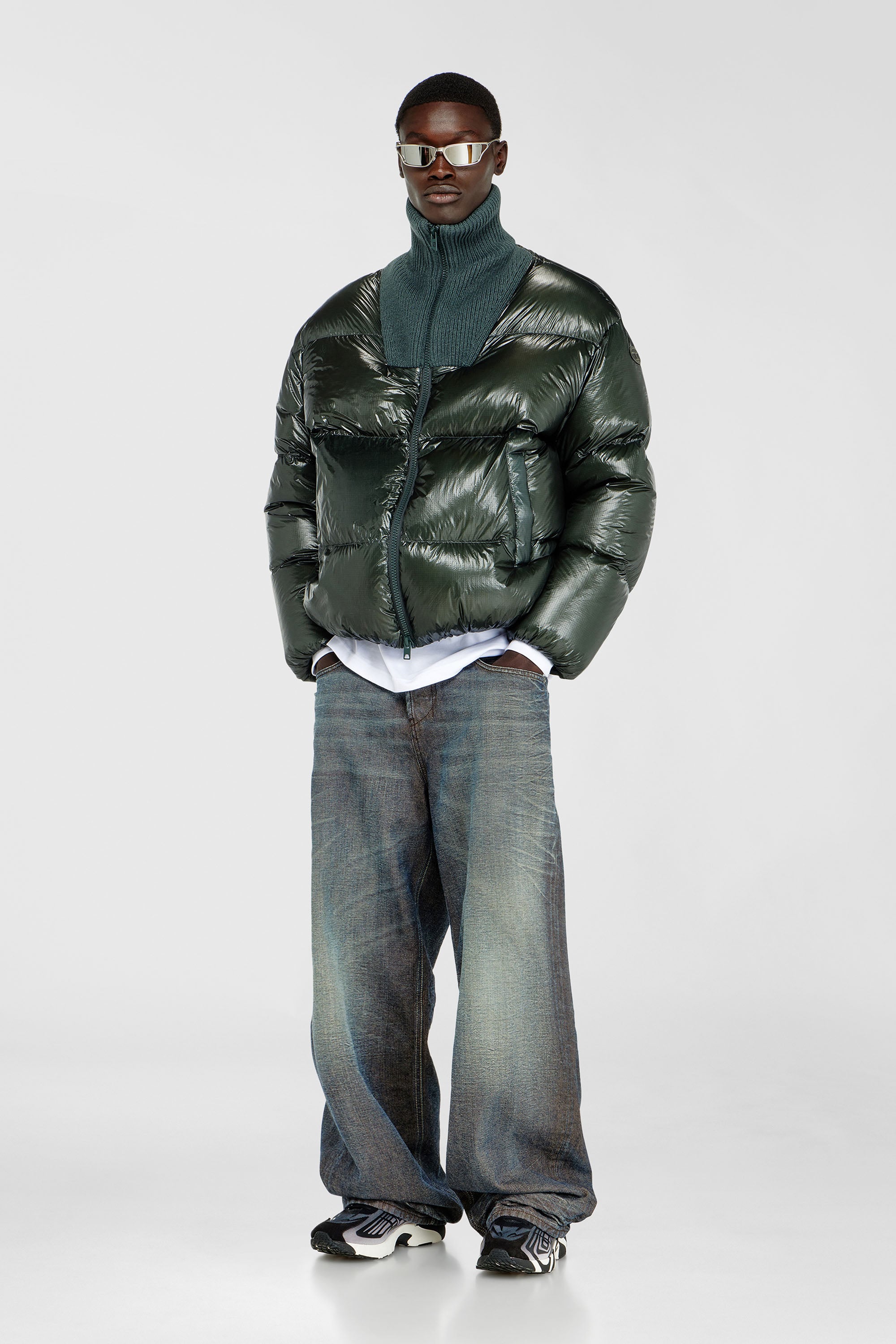 Diesel - W-RIBB, Man's Down puffer jacket in ripstop with ribbed collar in Dark Green - 2