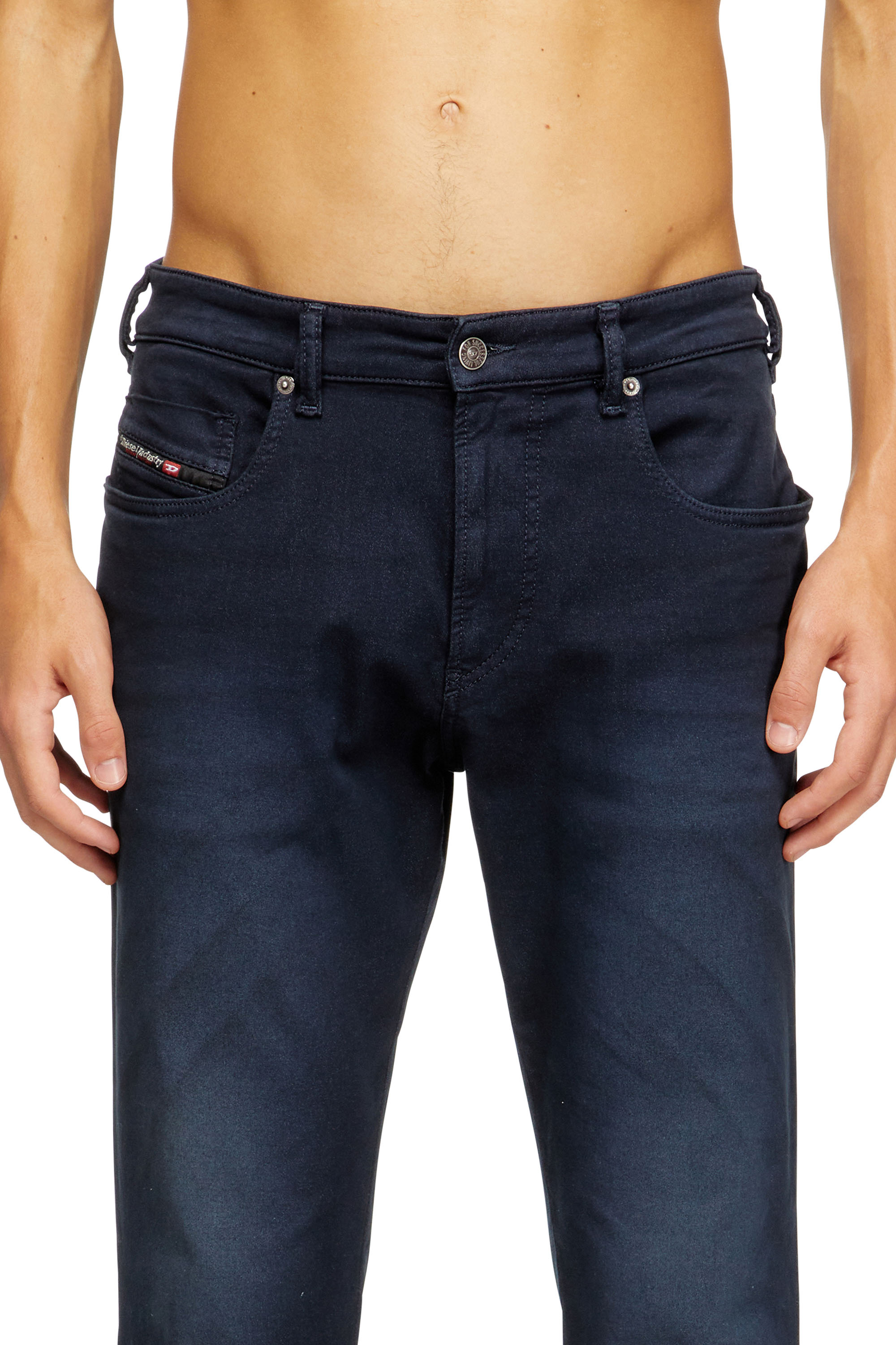 Diesel - Man's Slim 2062 D-Strukt Joggjeans® 0670M, Dark Blue - 5