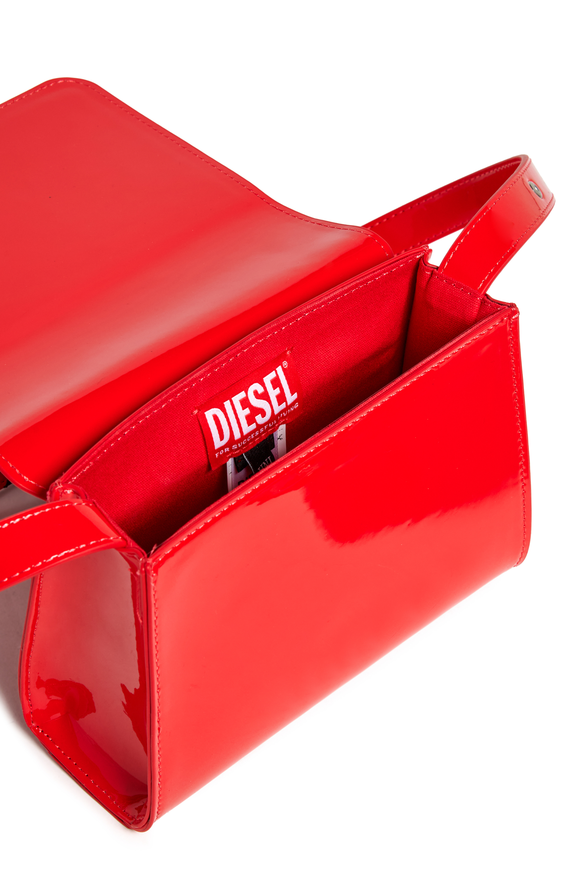 WROSE, Red
