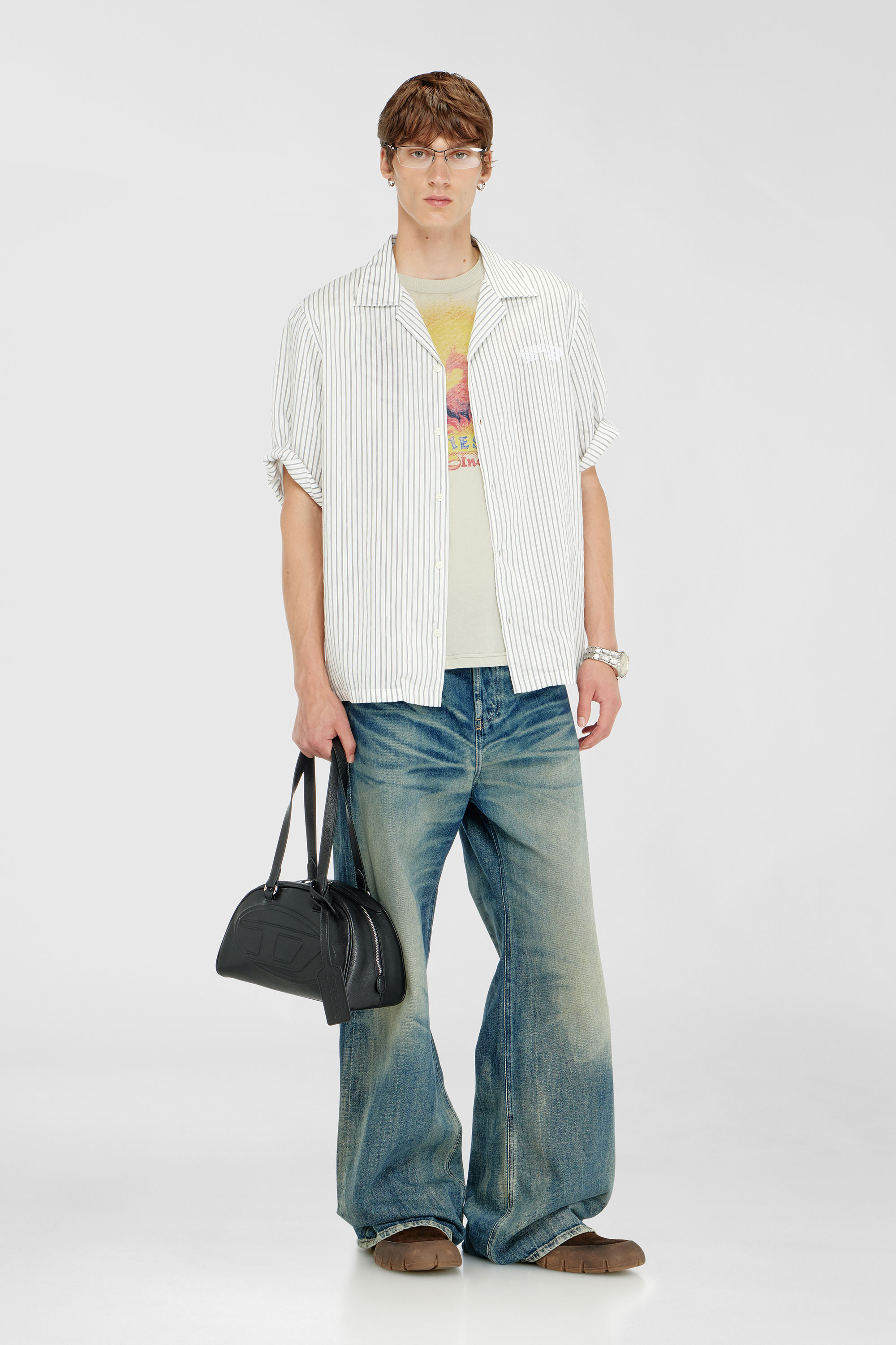 Diesel - 1DR DOME SHOULDER, Unisex's 1DR Dome - Leather Boston bag with embossed logo in Black - 1