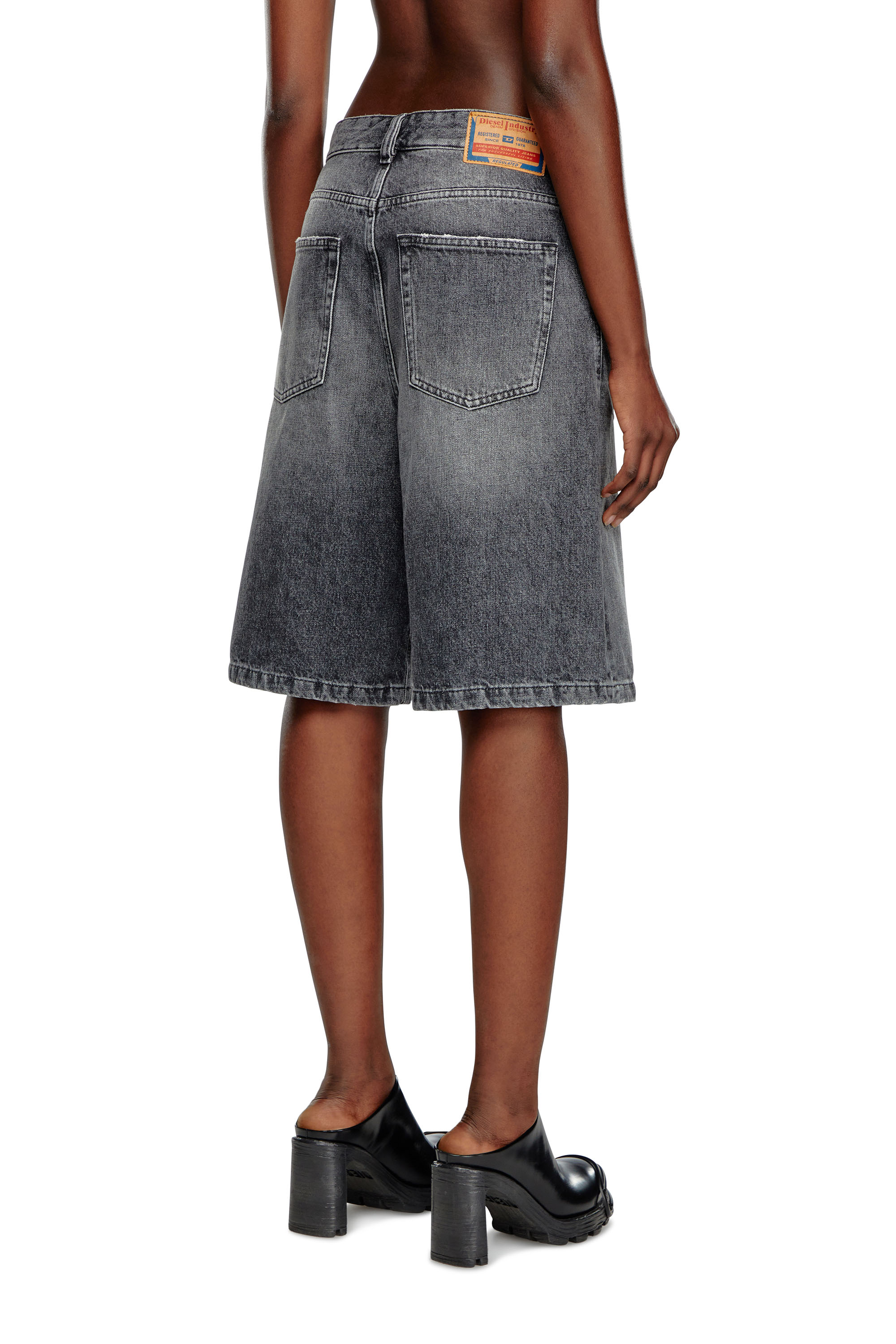 Diesel - DE-SIRE-SHORT, Woman Shorts in clean-wash denim in Black - Image 1