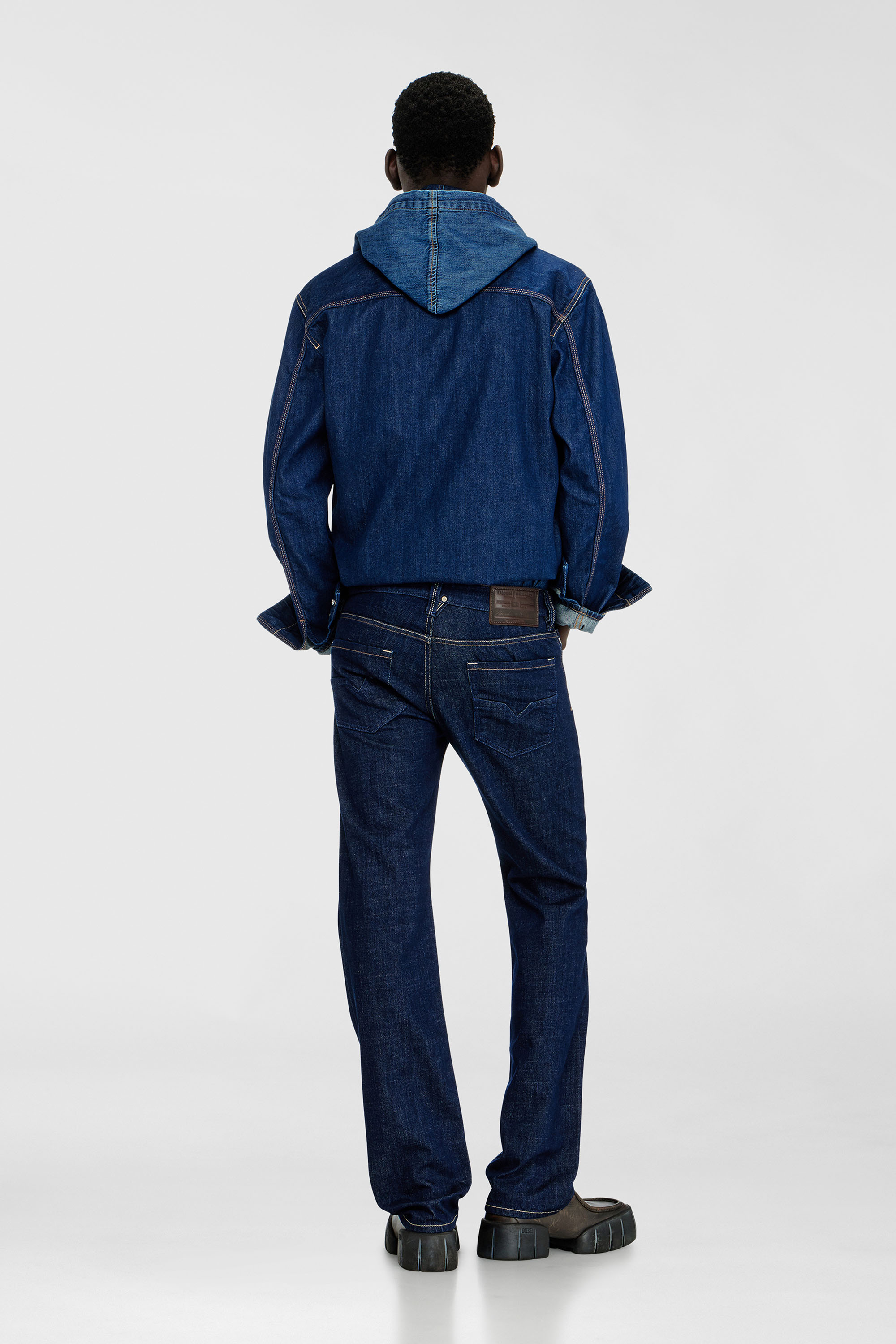 Diesel - Man's Regular Jeans 1985 Larkee 007EQ, Dark Blue - 3