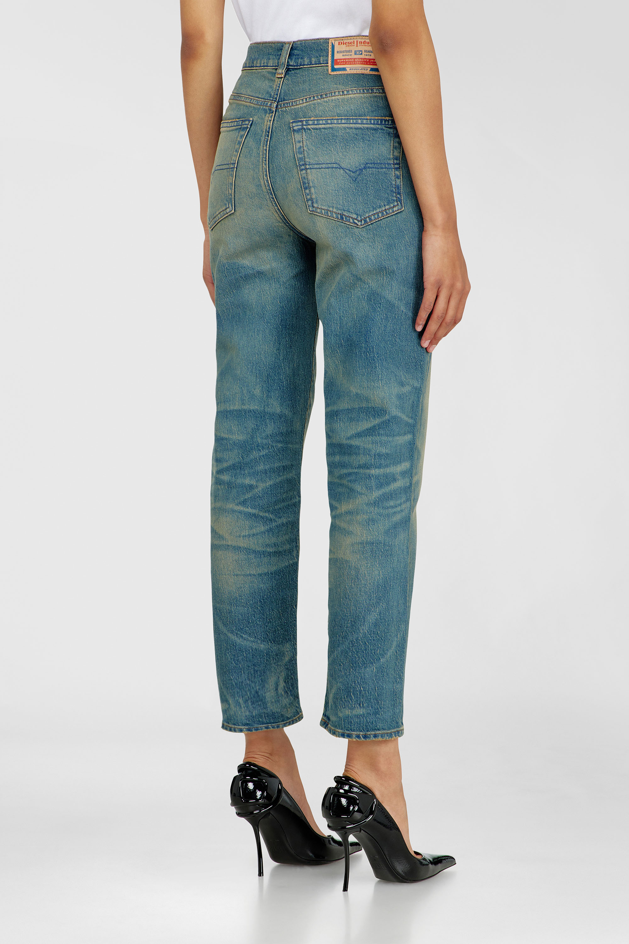 Diesel - Woman's Regular Jeans 1981 D-Went 0KBBP, Medium blue - 5