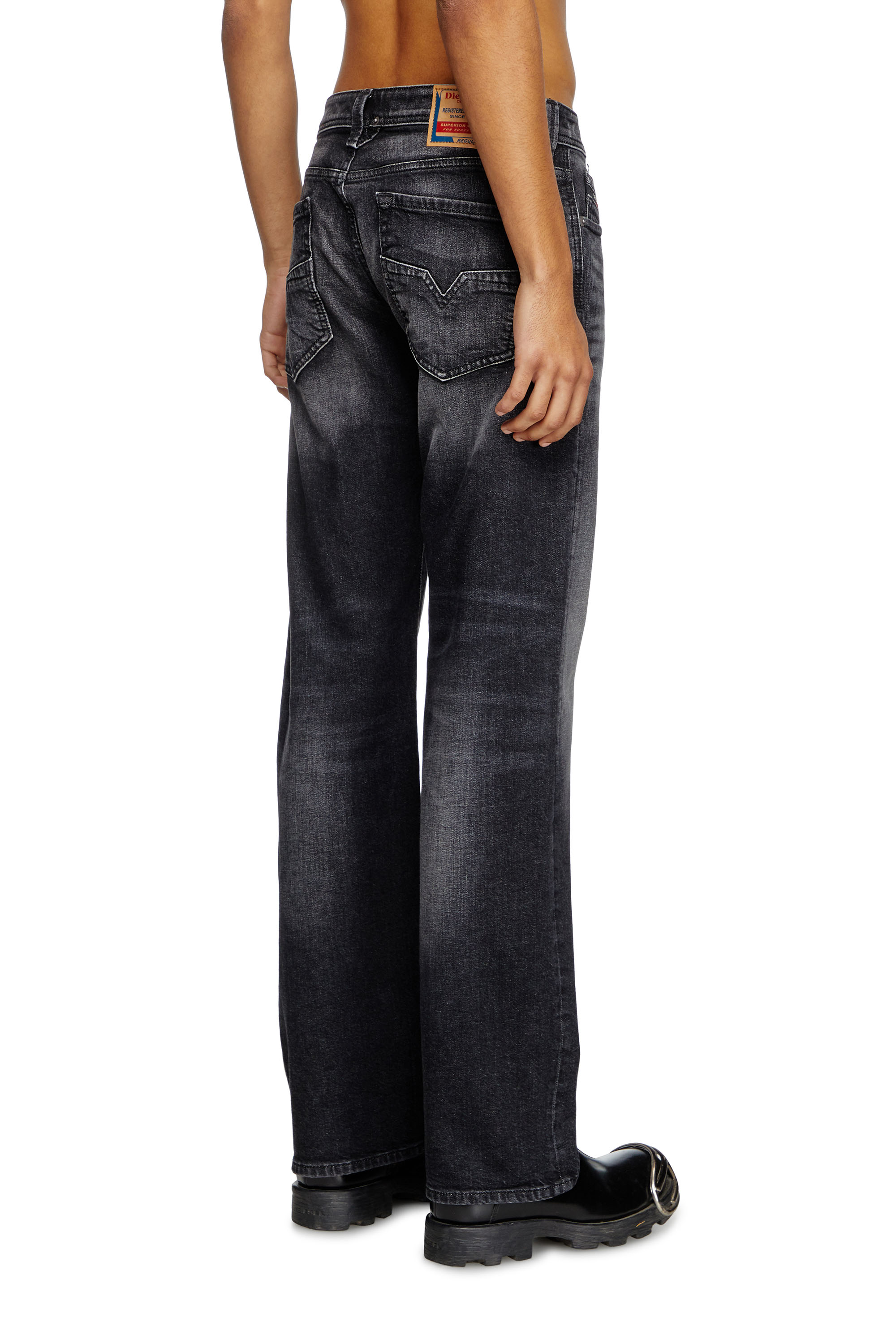 Regular Jeans 1985 Larkee 09L52, Black/Dark grey Diesel - Man's Regular Jeans 1985 Larkee 09L52, Black/Dark grey - 4