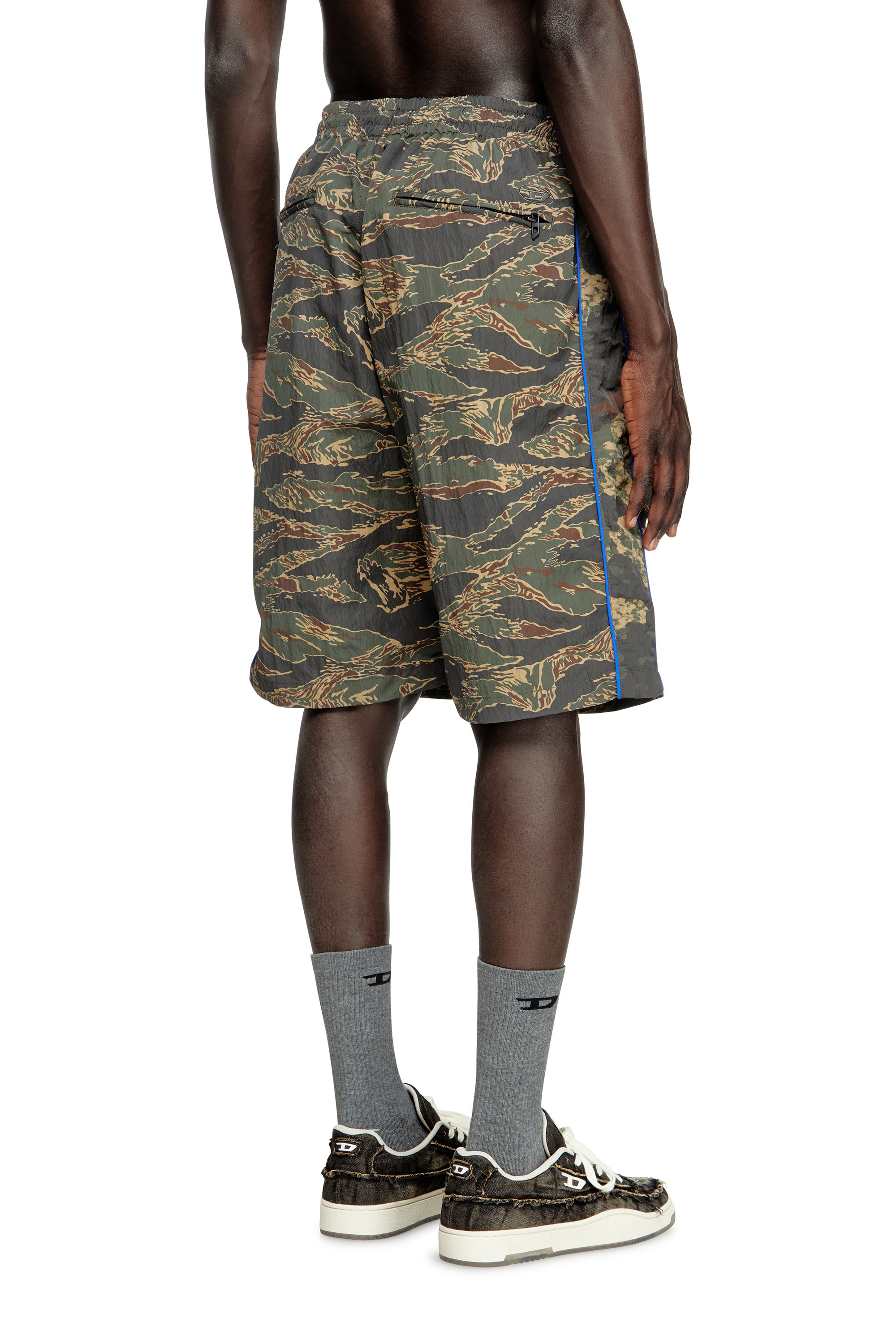 P-RAMOS-SHORT-EPBW, Military Green Diesel - P-RAMOS-SHORT-EPBW, Man's Cargo shorts with mixed camo prints in Military Green - 4